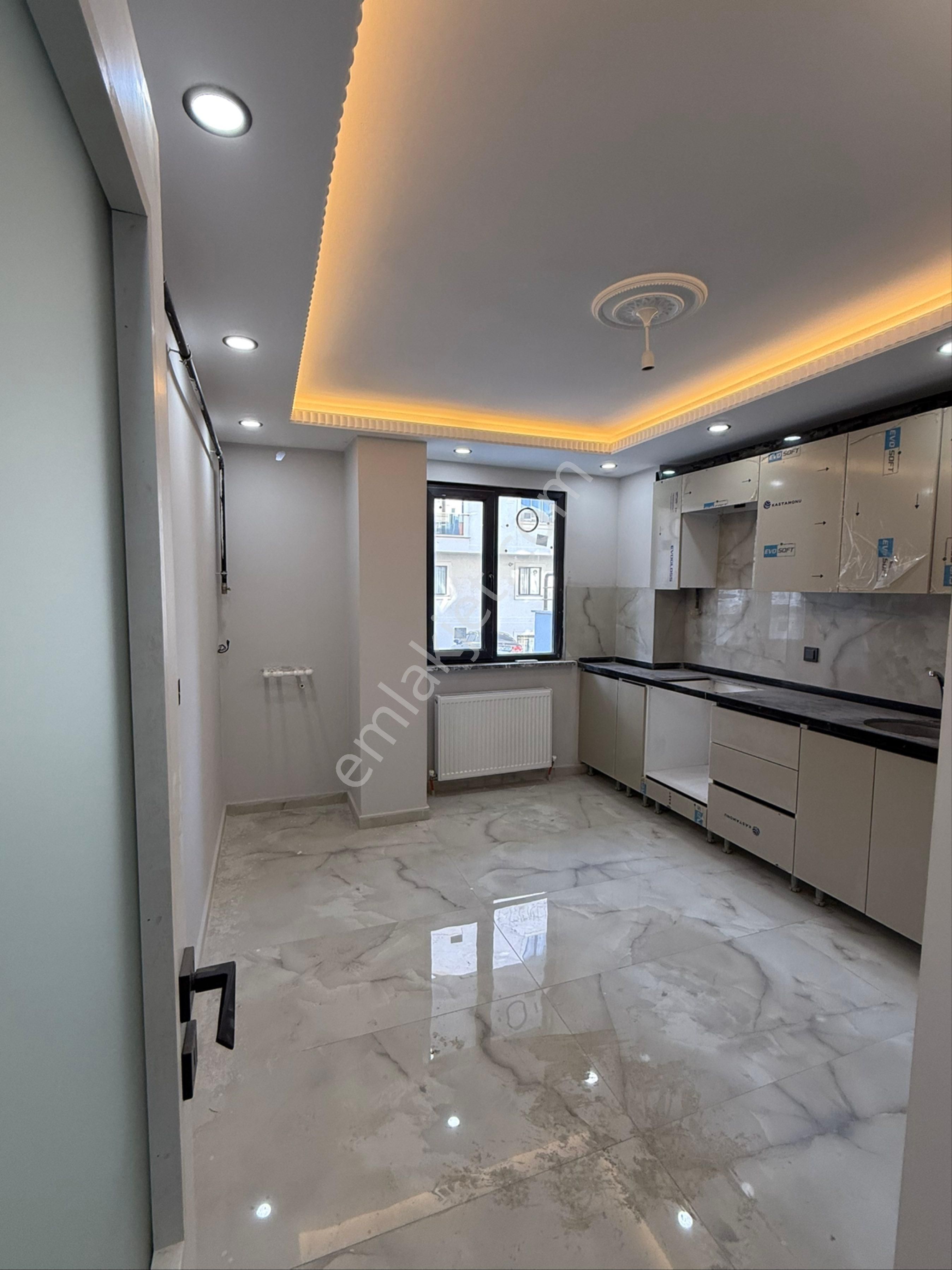 Çayırova Özgürlük Mahallesinde 2+1 Tek Daire Yüksek Giriş
