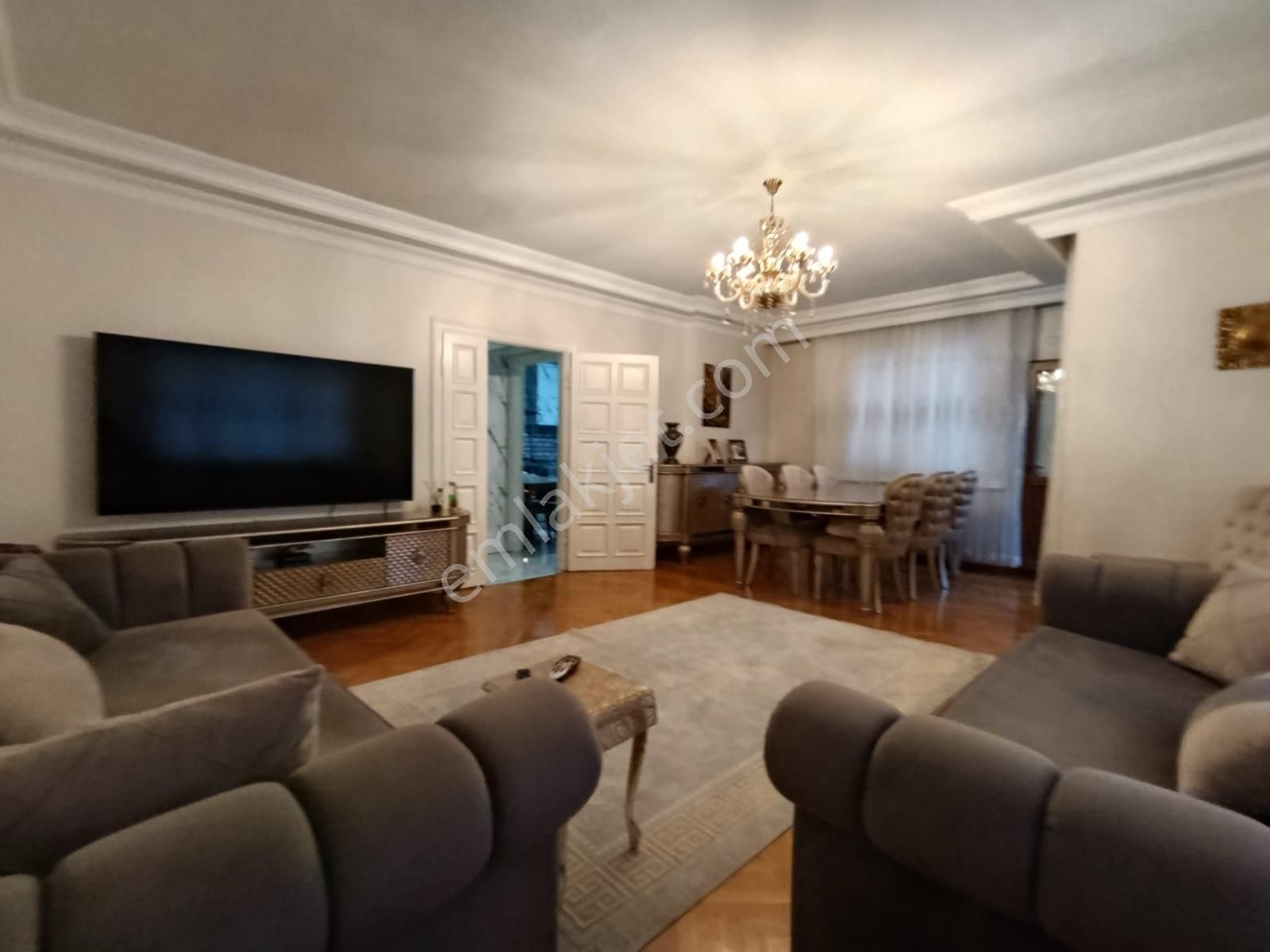 Bahçelievler Kıbrıs Parkı Yakınında Satılık 130 M² Ferah Daire - Görsel 3