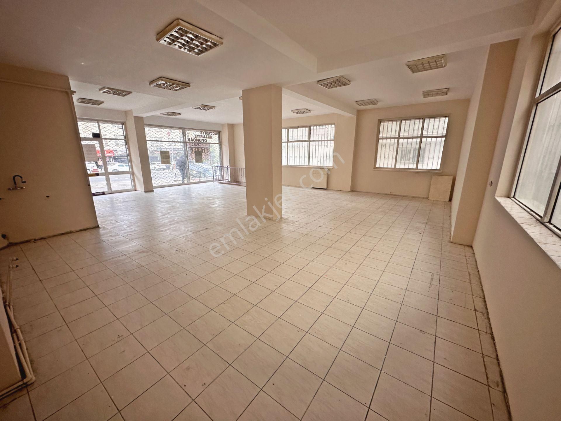 Saimekadın Mamak Cadde Üzeri 160m2 Cadde Cepheli Kiralık Dükkan - Görsel 11