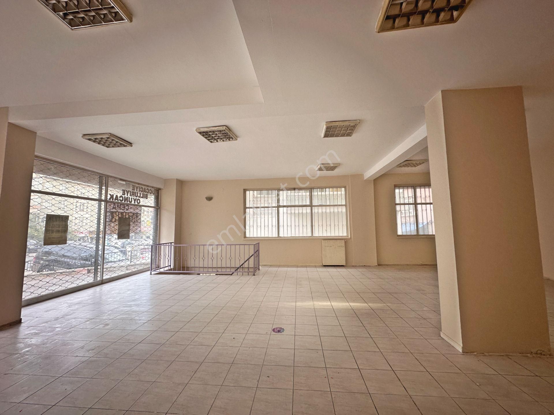 Saimekadın Mamak Cadde Üzeri 160m2 Cadde Cepheli Kiralık Dükkan - Görsel 13
