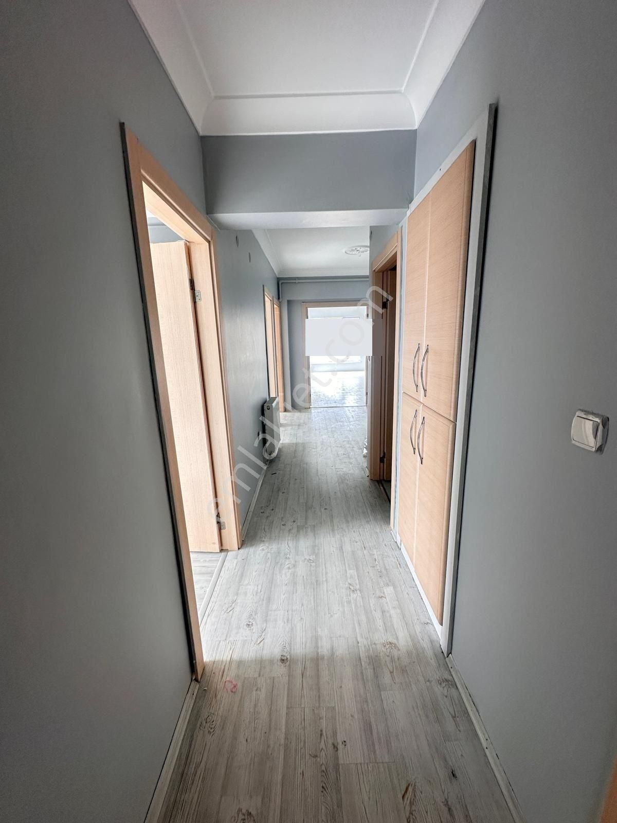 Akşemsettin'de Site İçerisinde Teras Balkonlu 3+1 Satılık Daire !!! - Görsel 20