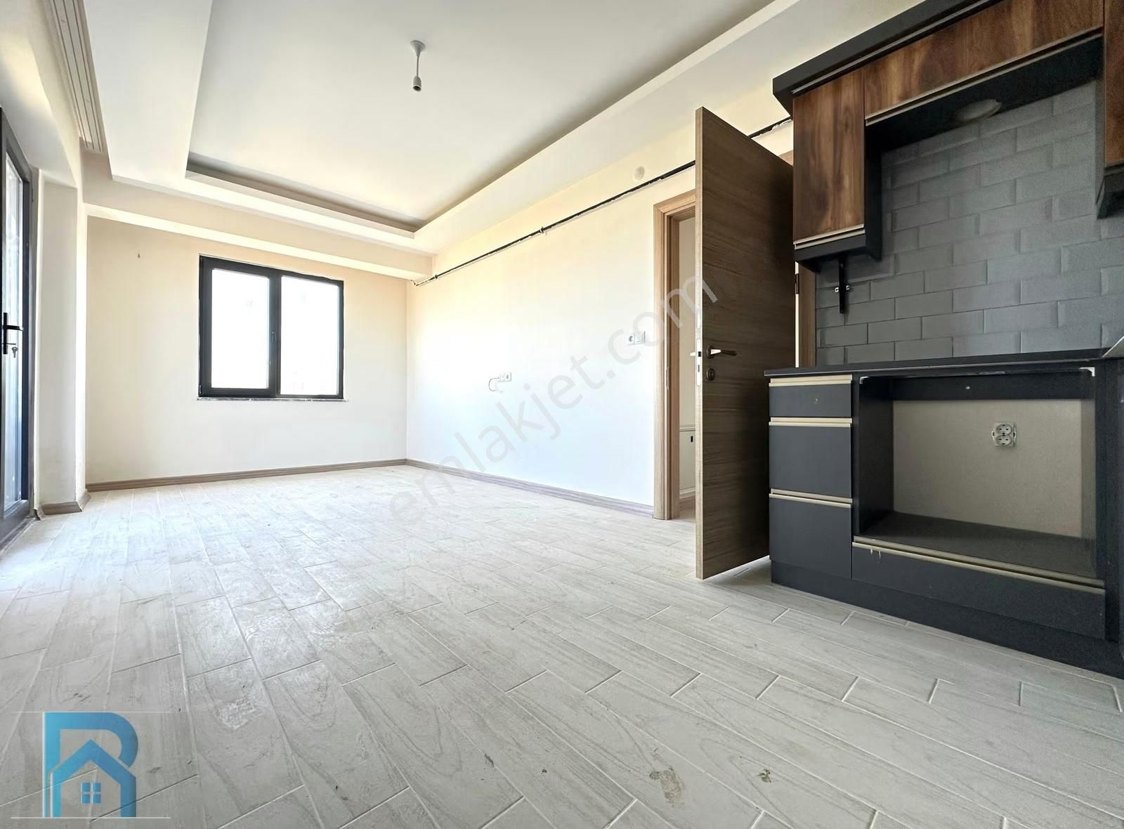 Havuzlu Ve Güvenlikli | Geniş Peyzaj Alanlı Site 2+1 Daire - Görsel 24
