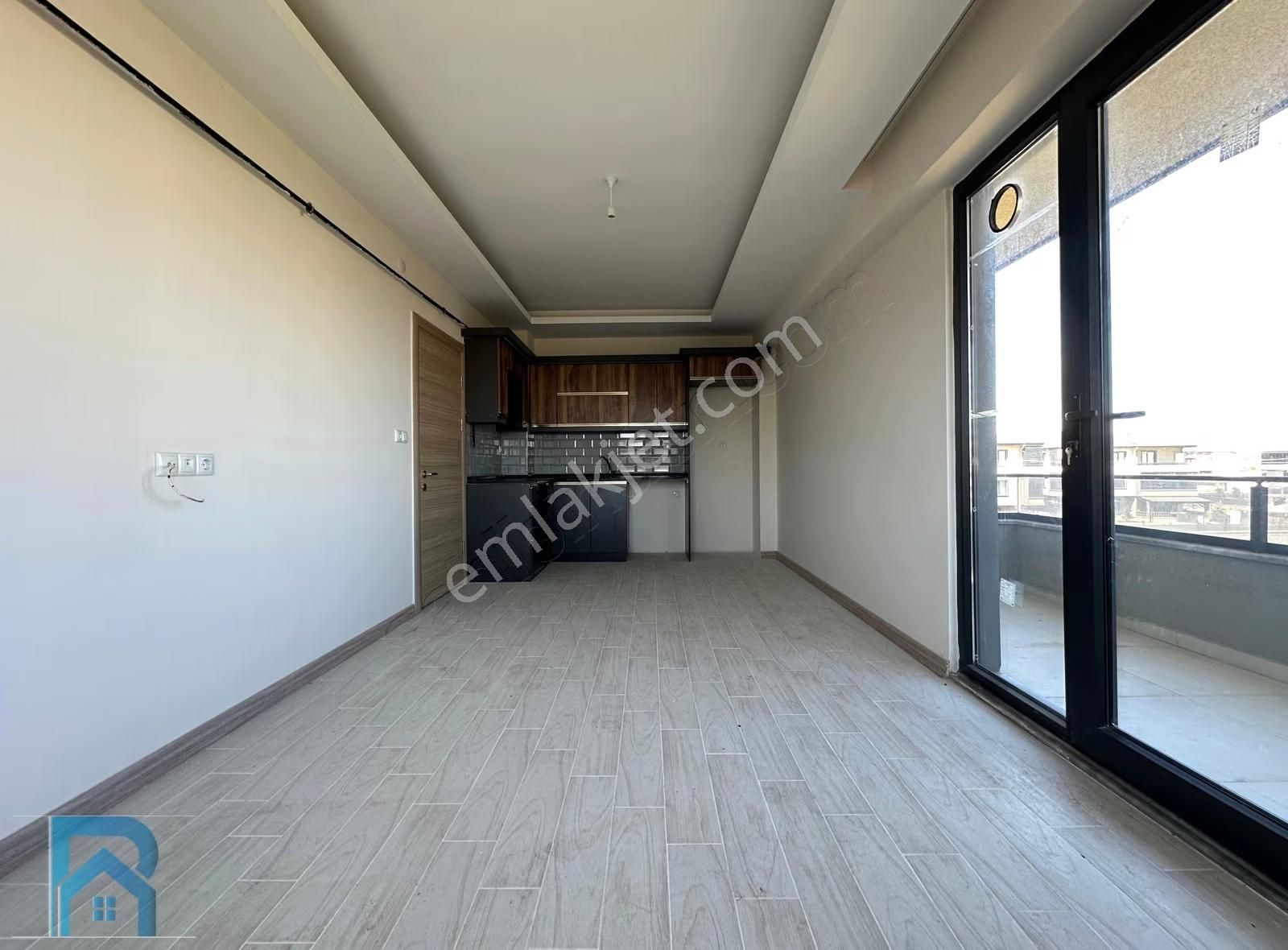 Havuzlu Ve Güvenlikli | Geniş Peyzaj Alanlı Site 2+1 Daire - Görsel 10