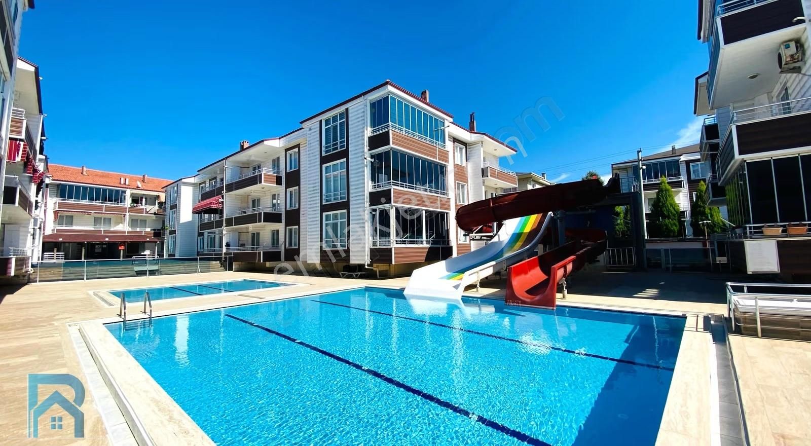 Karasu'da Yarı Olimpik Havuz Ve Güvenlikli Site | En Uygun Fiyat - Görsel 20