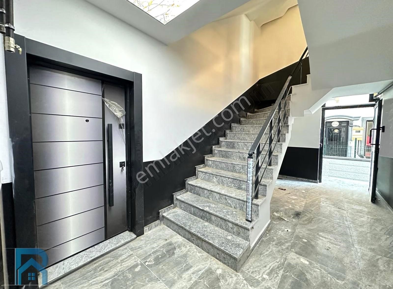 Villa Tadında Müstakil Bahçeli Sıfır Daire | 2+1 Yerden Isıtma | - Görsel 11