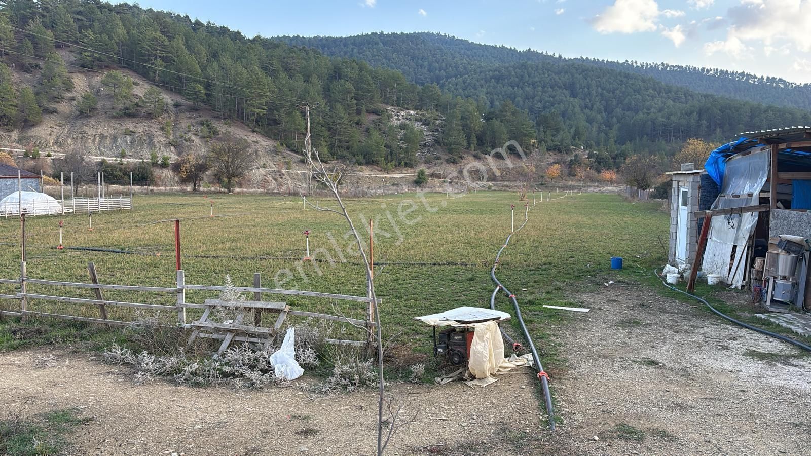 Burdur Ağlasun Hisarköyde Satılık Çiftlik Ve Besihane - Görsel 15