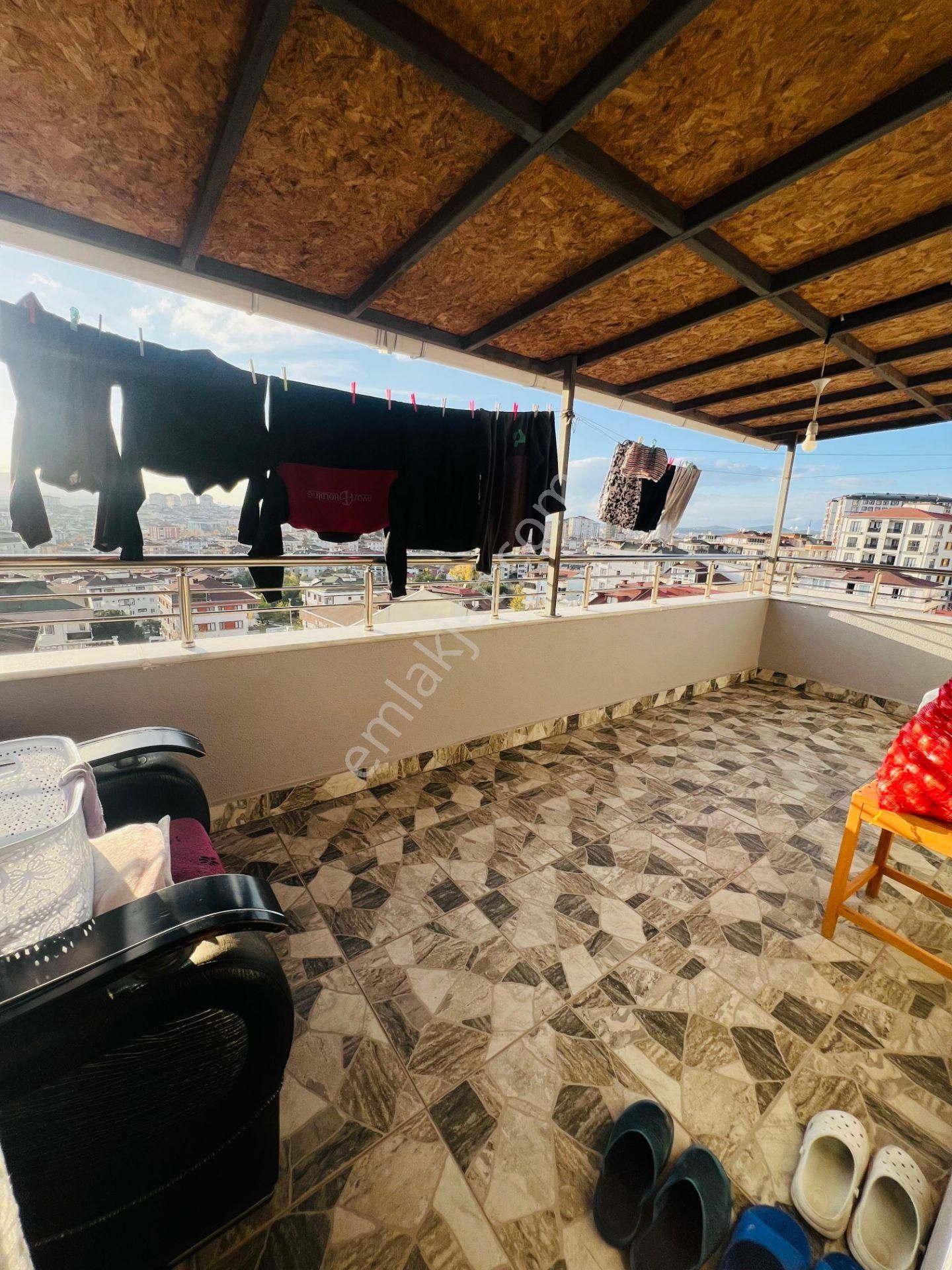 İstanbul Sancaktepe Safa Mah. Satılık 3+1 Üst Dübleks 165 M2 - Görsel 33