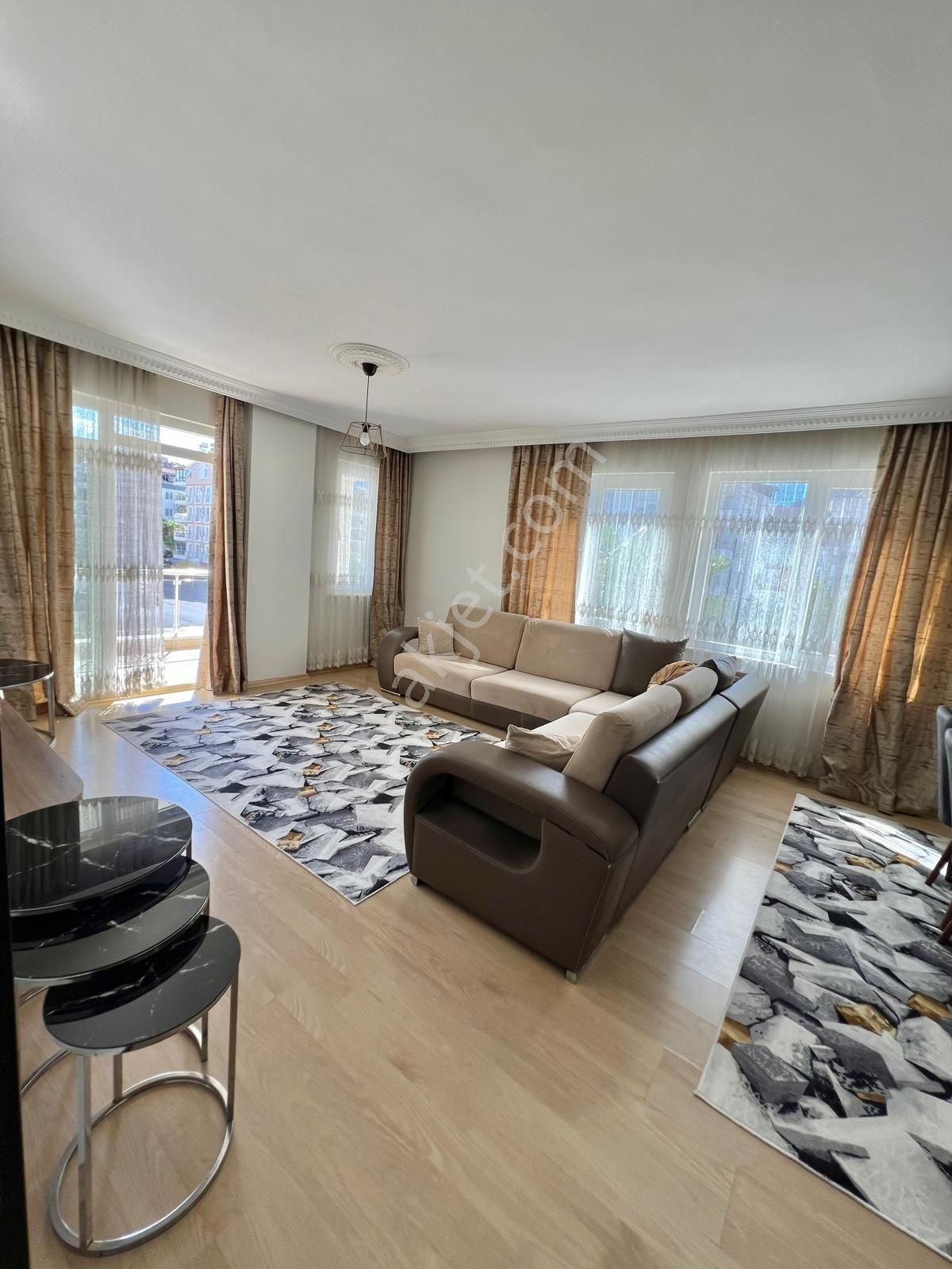 Konyaaltı Limanda Havuzlu 2+1 Eşyalı Kiralık Daire - Görsel 7
