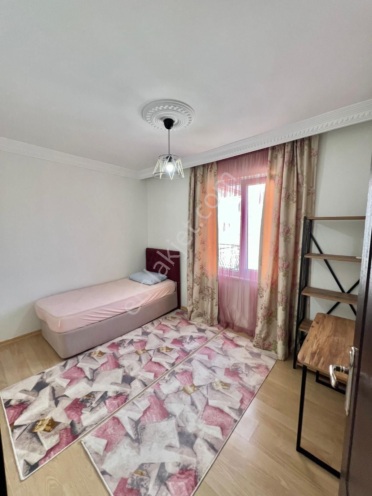 Konyaaltı Limanda Havuzlu 2+1 Eşyalı Kiralık Daire - Görsel 23