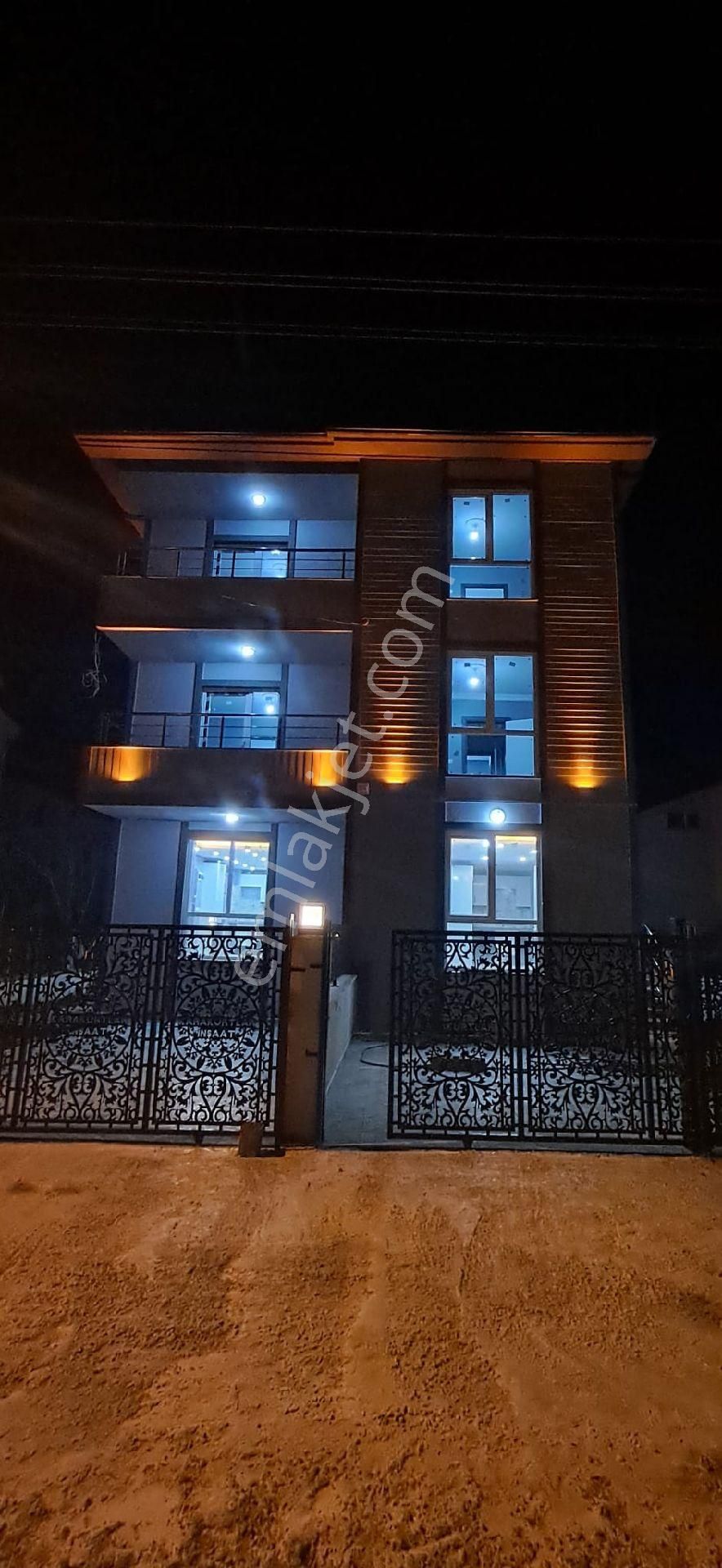 Yeniçiflikte Ulta Lüxs Sıfır 4+1 Villa-serhat Emlak - Görsel 23