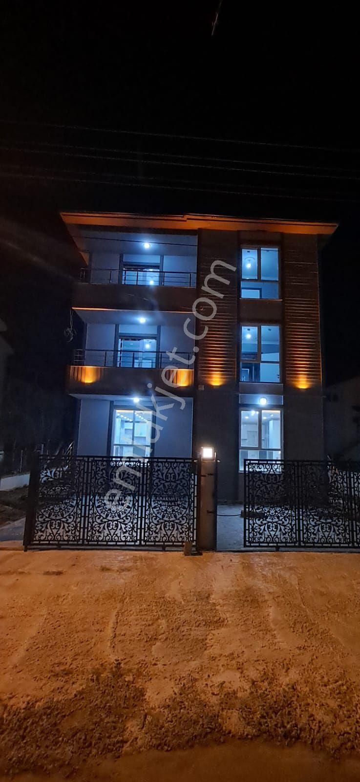 Yeniçiflikte Ulta Lüxs Sıfır 4+1 Villa-serhat Emlak