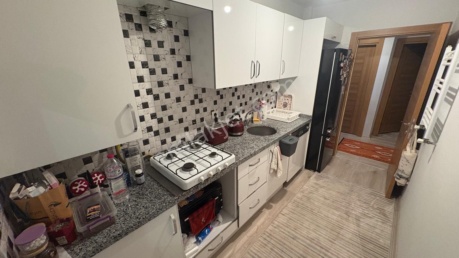 _ala_marmara Üni Yanı Site İçi Ayrı Mutfak Köşe Balkonlu 2+1 - Görsel 27