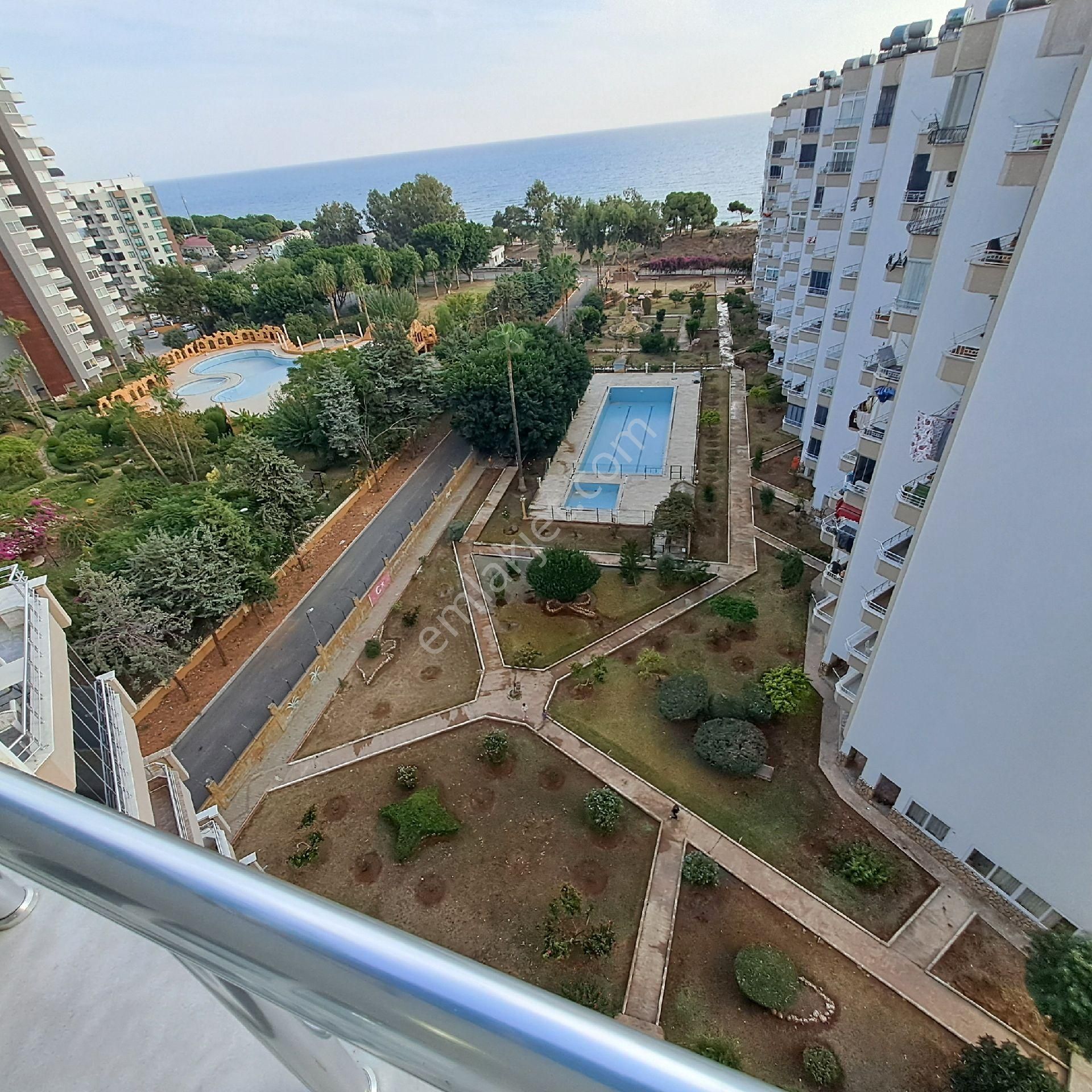 Mezitli Denizkent Tatil Sitesinde Kafa Daire Full Deniz Manzaralı - Görsel 35