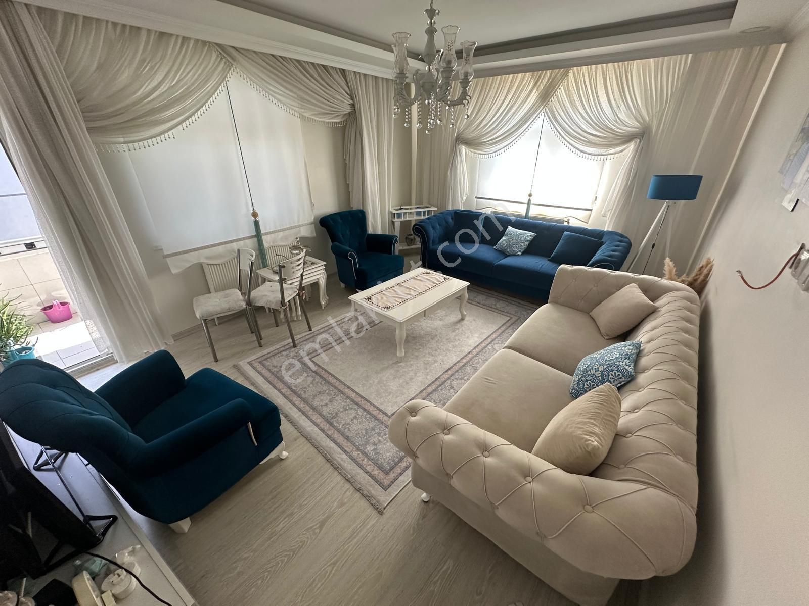 İstanbul House'dan Yenibosna Merkez'de 3+1 Geniş Masrafsız Daire