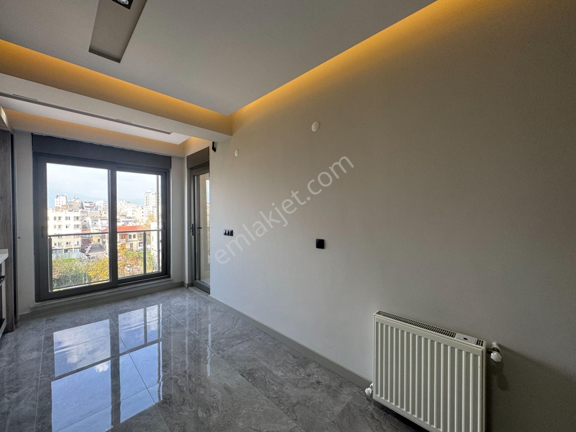 Zerdalilikte Lüks Yapılı K.otoparklı Şık Dubleksler - Görsel 3