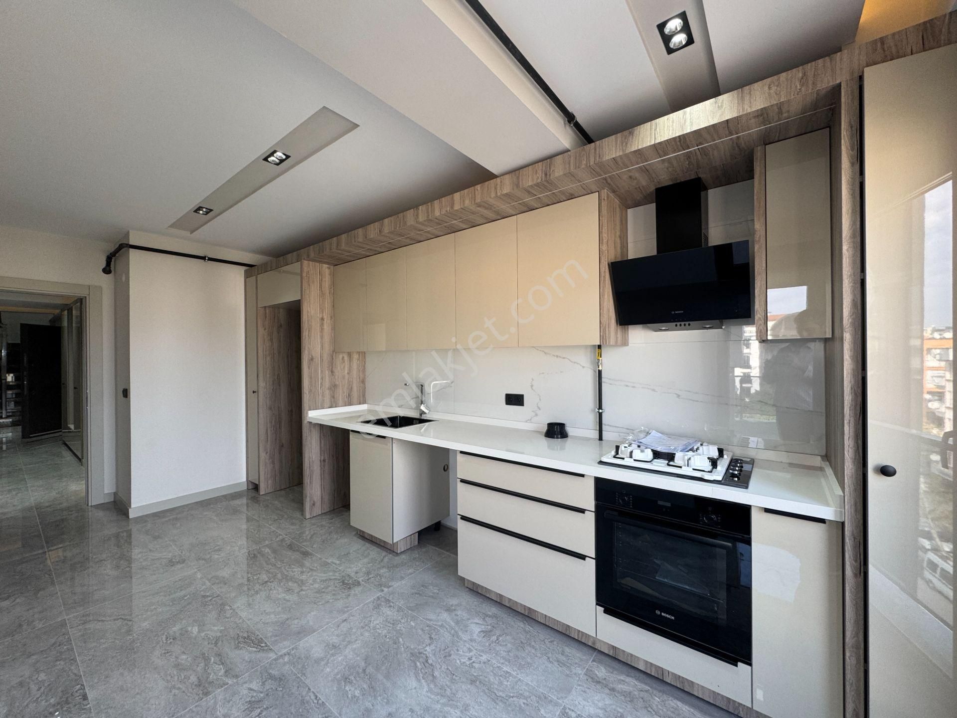 Zerdalilikte Lüks Yapılı K.otoparklı Şık Dubleksler - Görsel 5