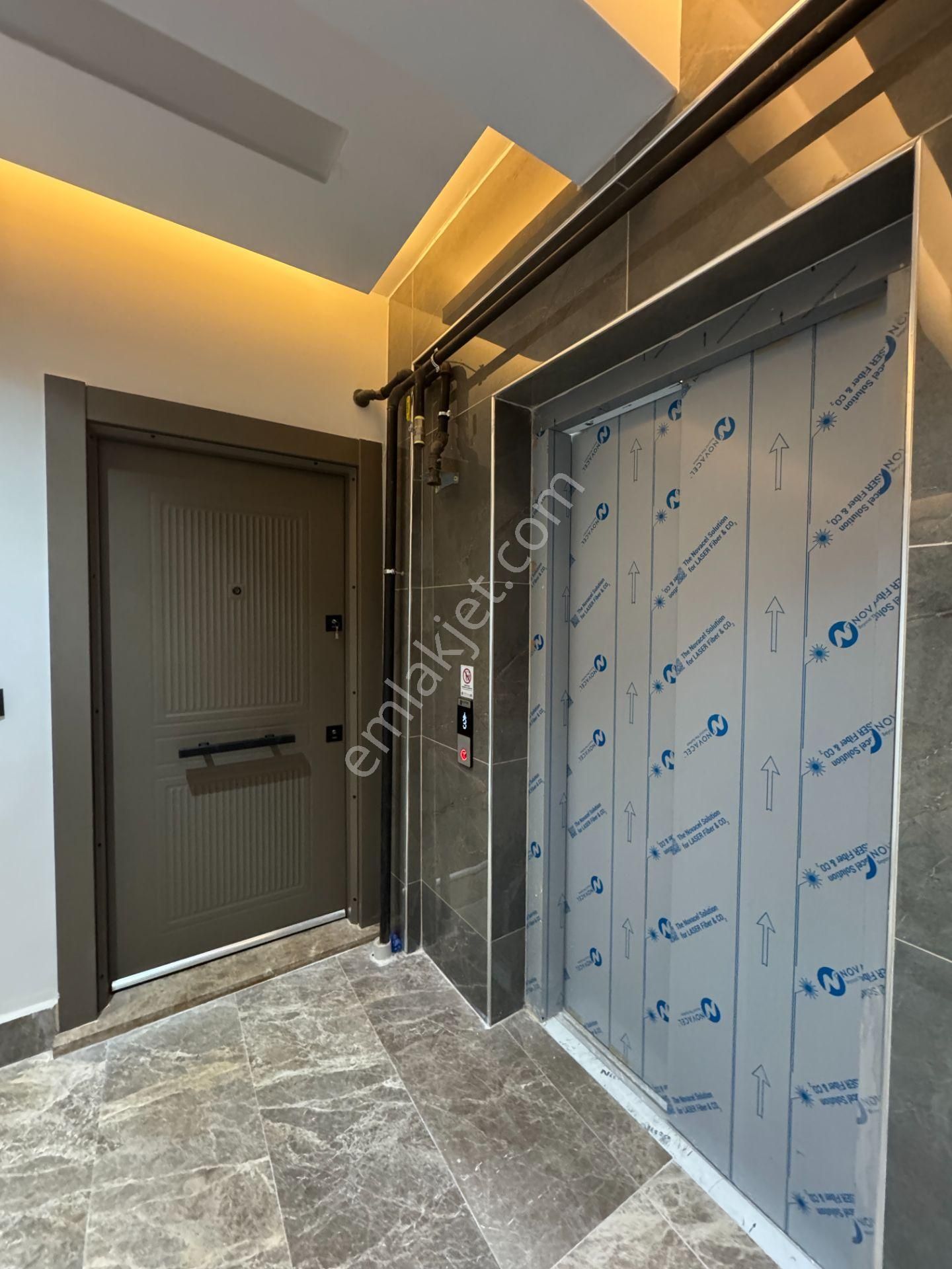 Zerdalilikte Lüks Yapılı K.otoparklı Şık Dubleksler - Görsel 30