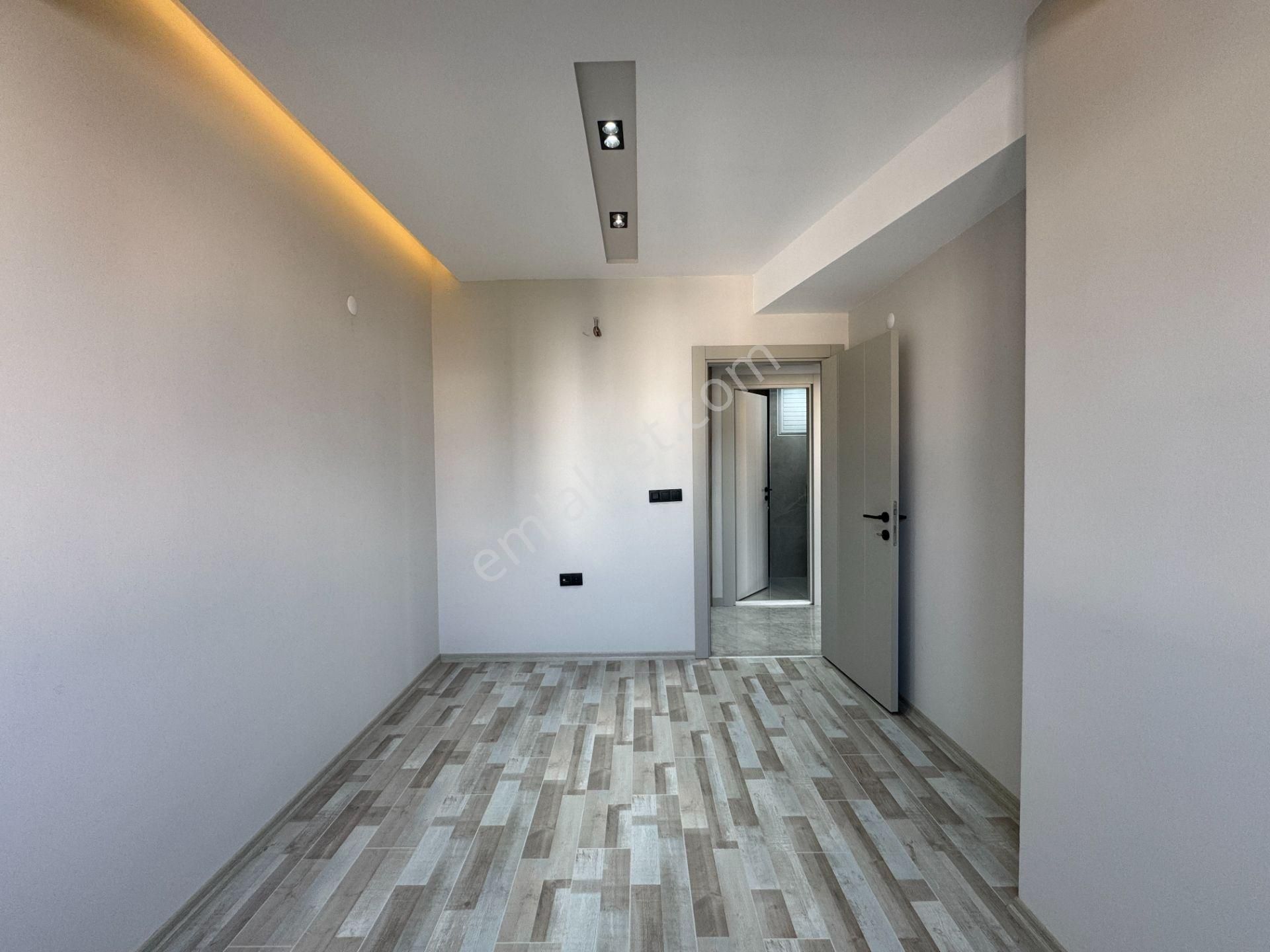 Zerdalilikte Lüks Yapılı K.otoparklı Şık Dubleksler - Görsel 15