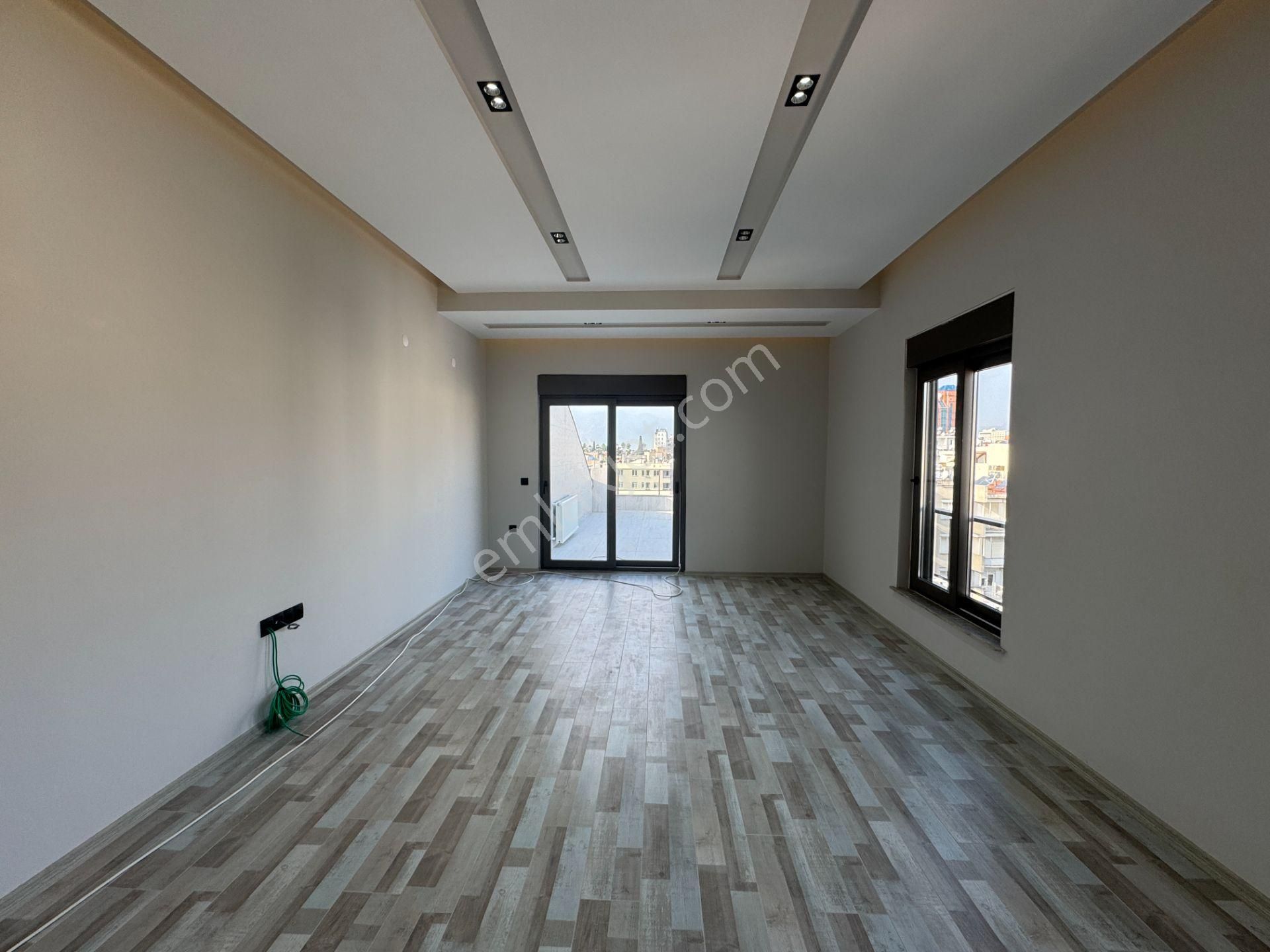 Zerdalilikte Lüks Yapılı K.otoparklı Şık Dubleksler - Görsel 26