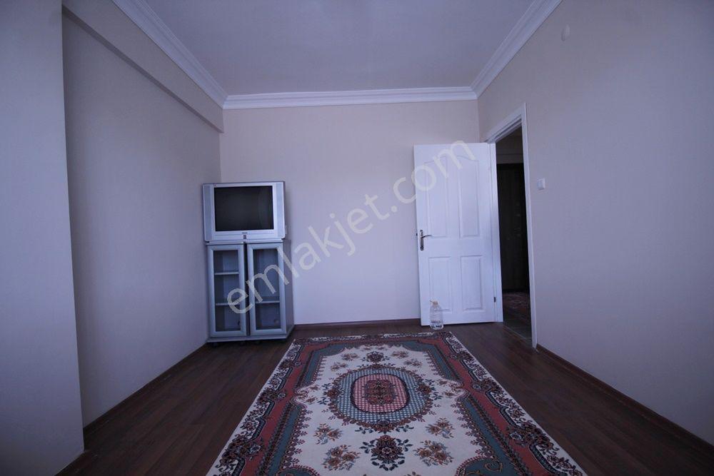 Çorlu Nusratiye’de Su Deposuna Yakın Kiracılı Ful Eşyalı 2+1 Satılık Daire - Görsel 6