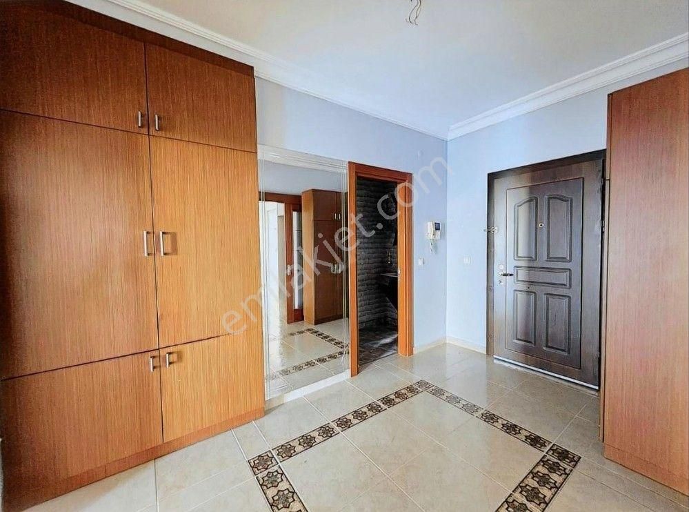 Boş.. Site Özlllikli Bakımlı 24 Saat Güvenlk Havuz İmkanı Prestijli 3+1 Daire - Görsel 9