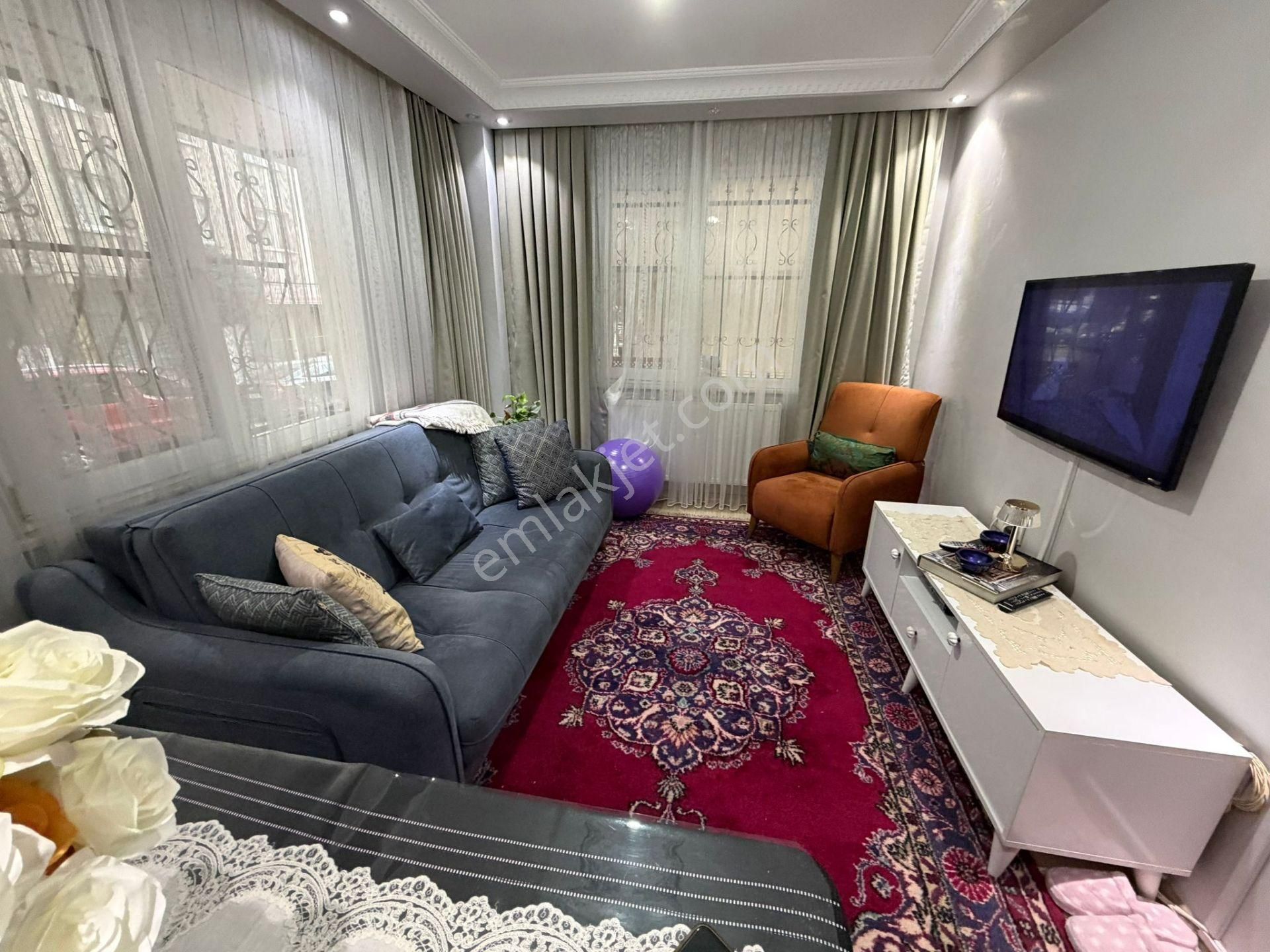 İstanbul House'dan B.evler'de Genç Binada 1+1 Yüksek Giriş - Görsel 3