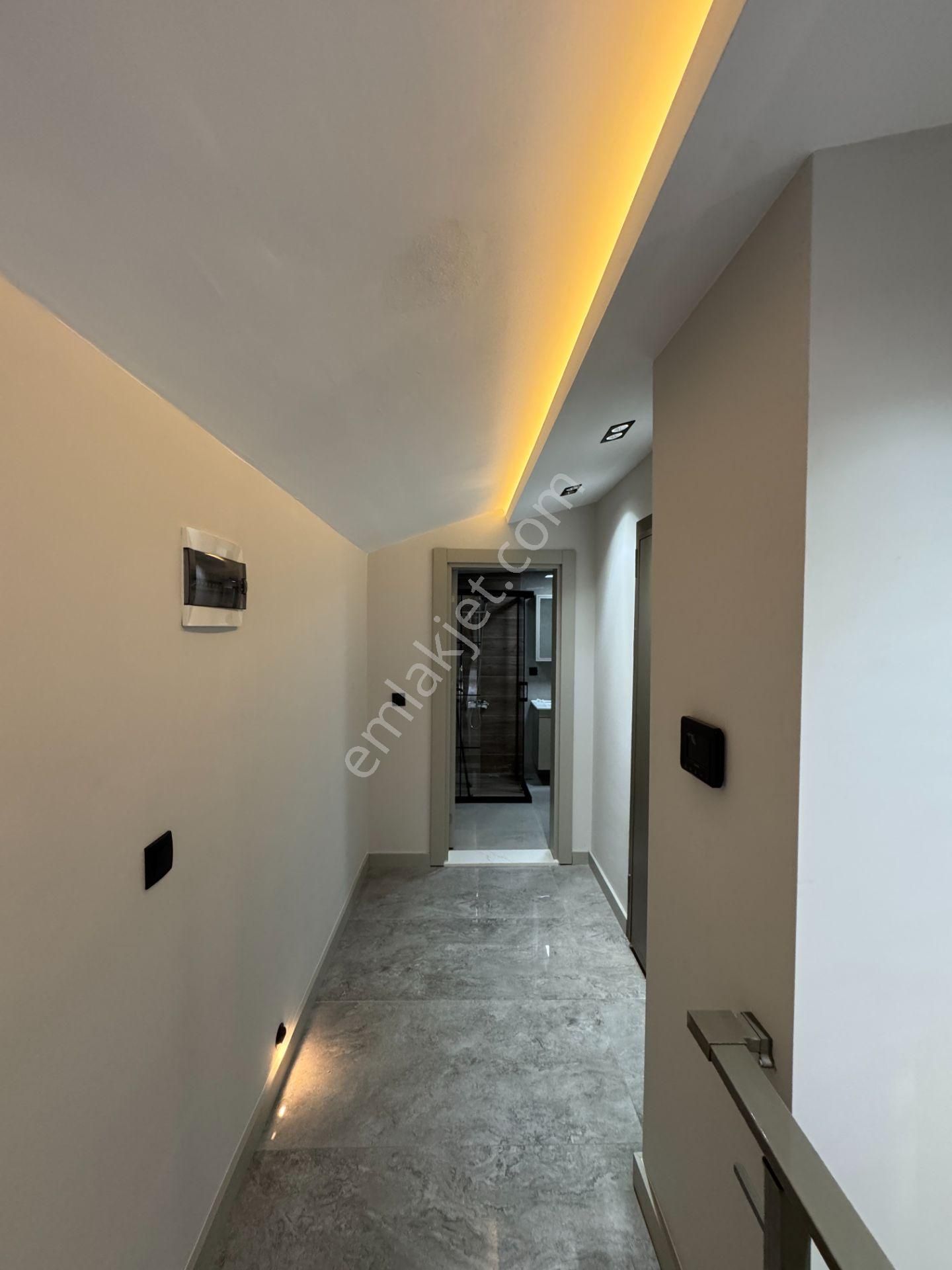 Zerdalilikte K.otoparklı Kombili Geniş Kullanışlı 3+1 Dubleks - Görsel 12