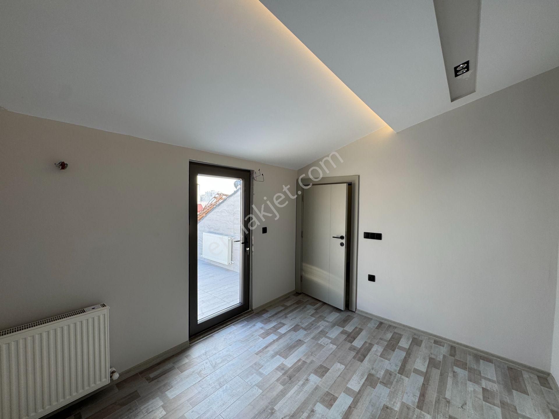 Zerdalilikte K.otoparklı Kombili Geniş Kullanışlı 3+1 Dubleks - Görsel 22