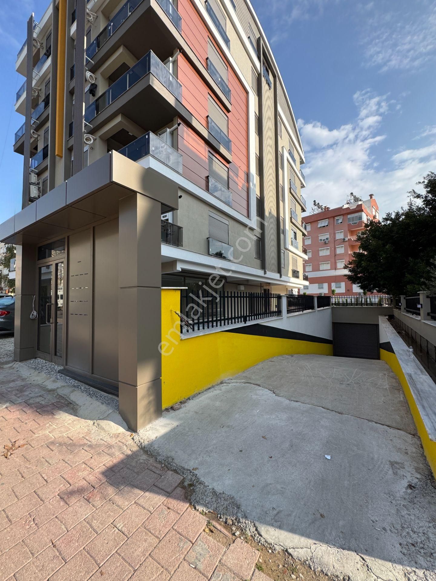 Zerdalilikte K.otoparklı Kombili Geniş Kullanışlı 3+1 Dubleks - Görsel 29