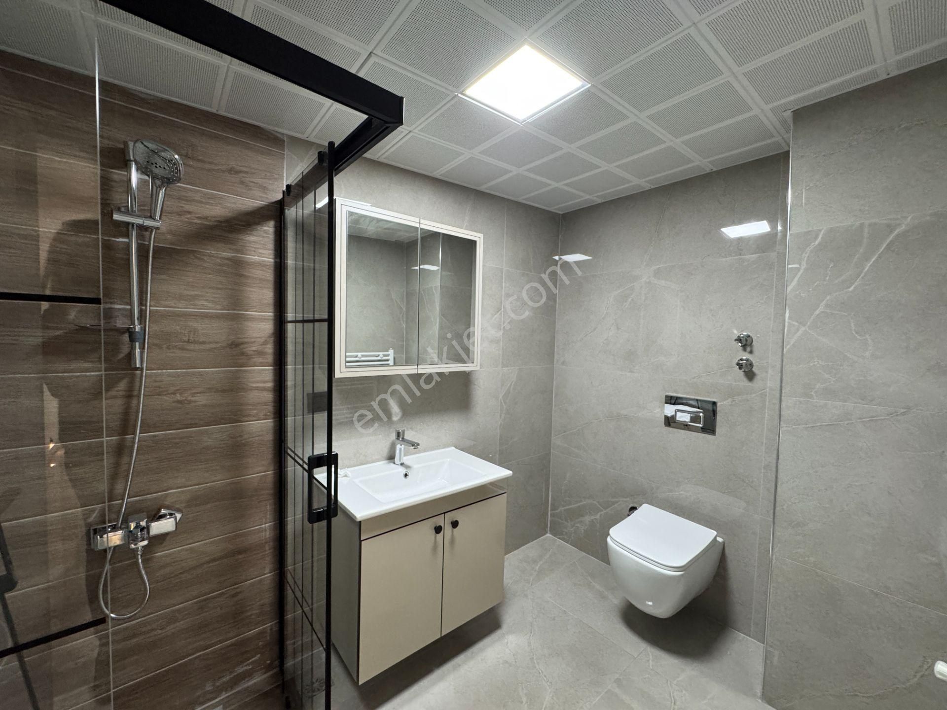 Zerdalilikte K.otoparklı Kombili Geniş Kullanışlı 3+1 Dubleks - Görsel 13