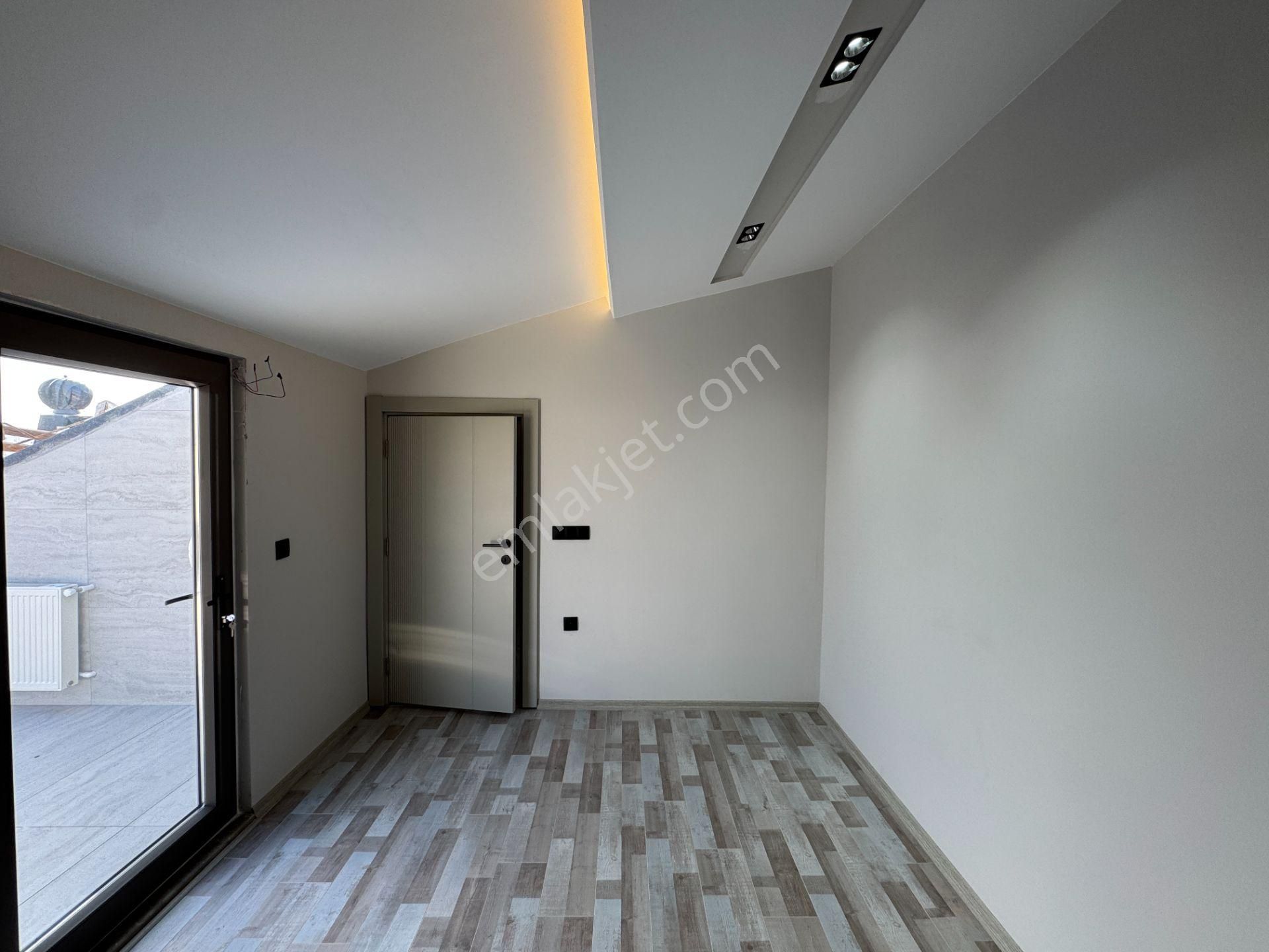 Zerdalilikte K.otoparklı Kombili Geniş Kullanışlı 3+1 Dubleks - Görsel 21