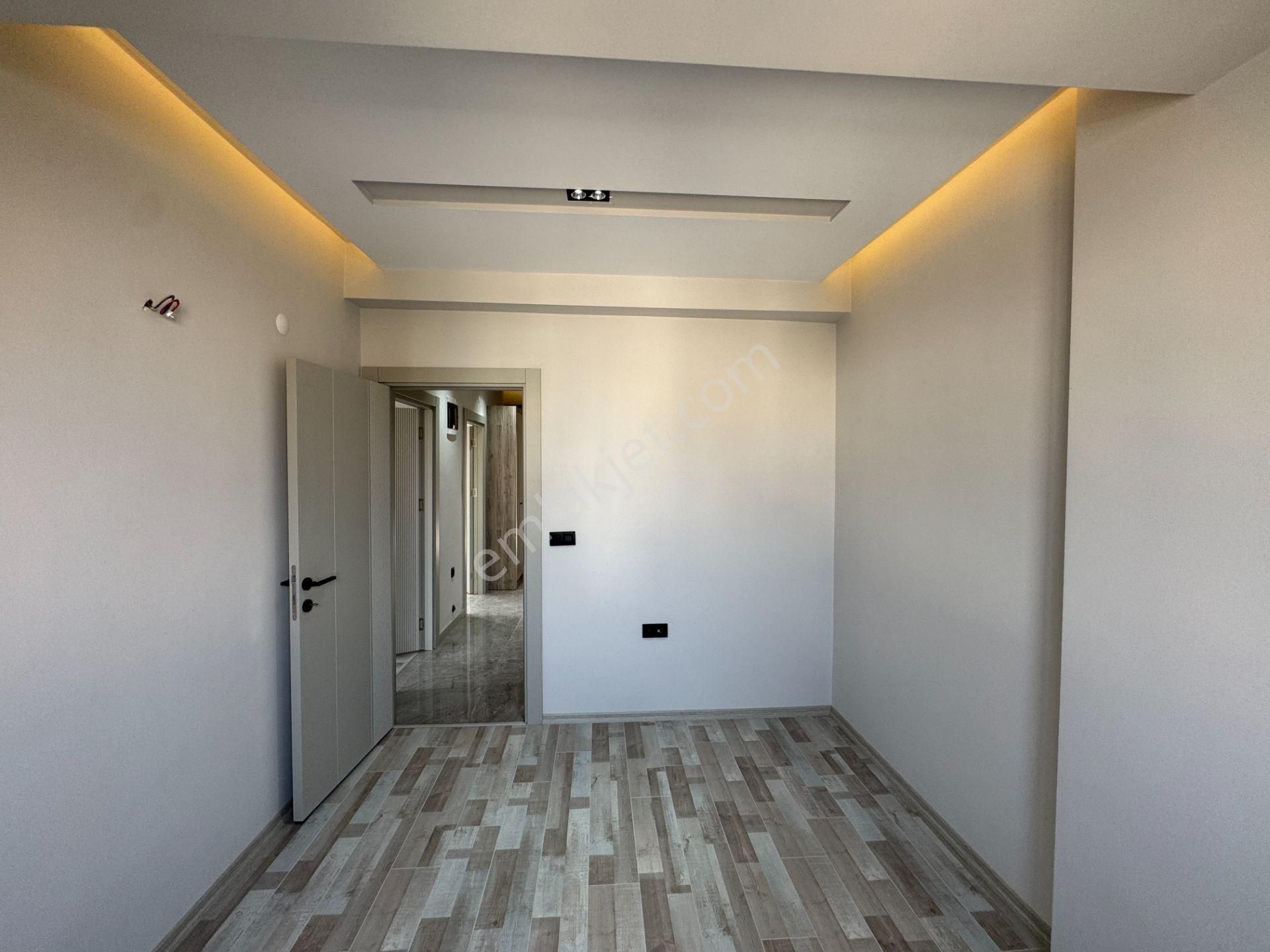 Zerdalilikte K.otoparklı Kombili Geniş Kullanışlı 3+1 Dubleks - Görsel 11