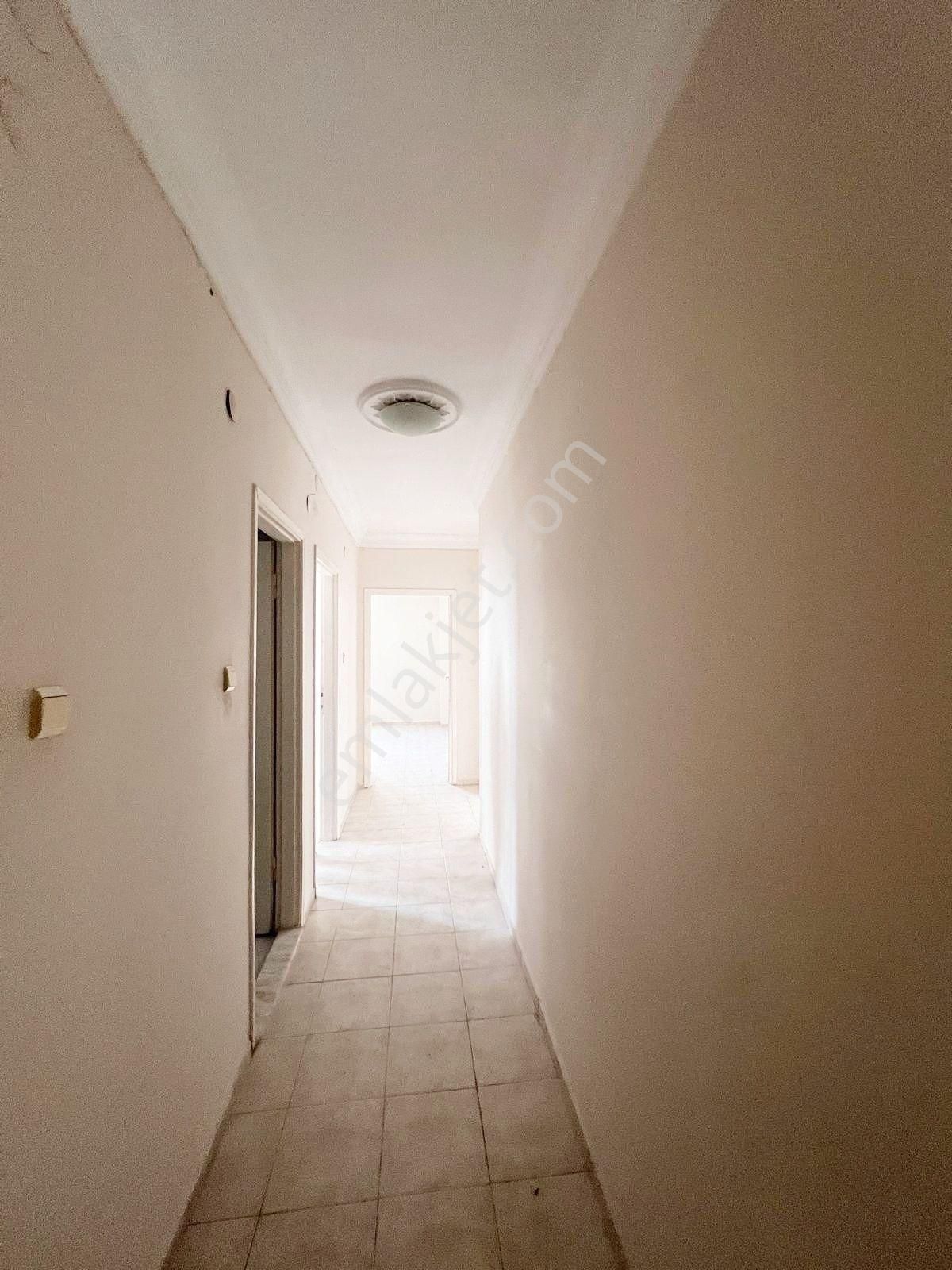 Tellidere'de_3+1_kapalı_mutfak_site'de_çok_geniş_metroya_yakın.. - Görsel 12