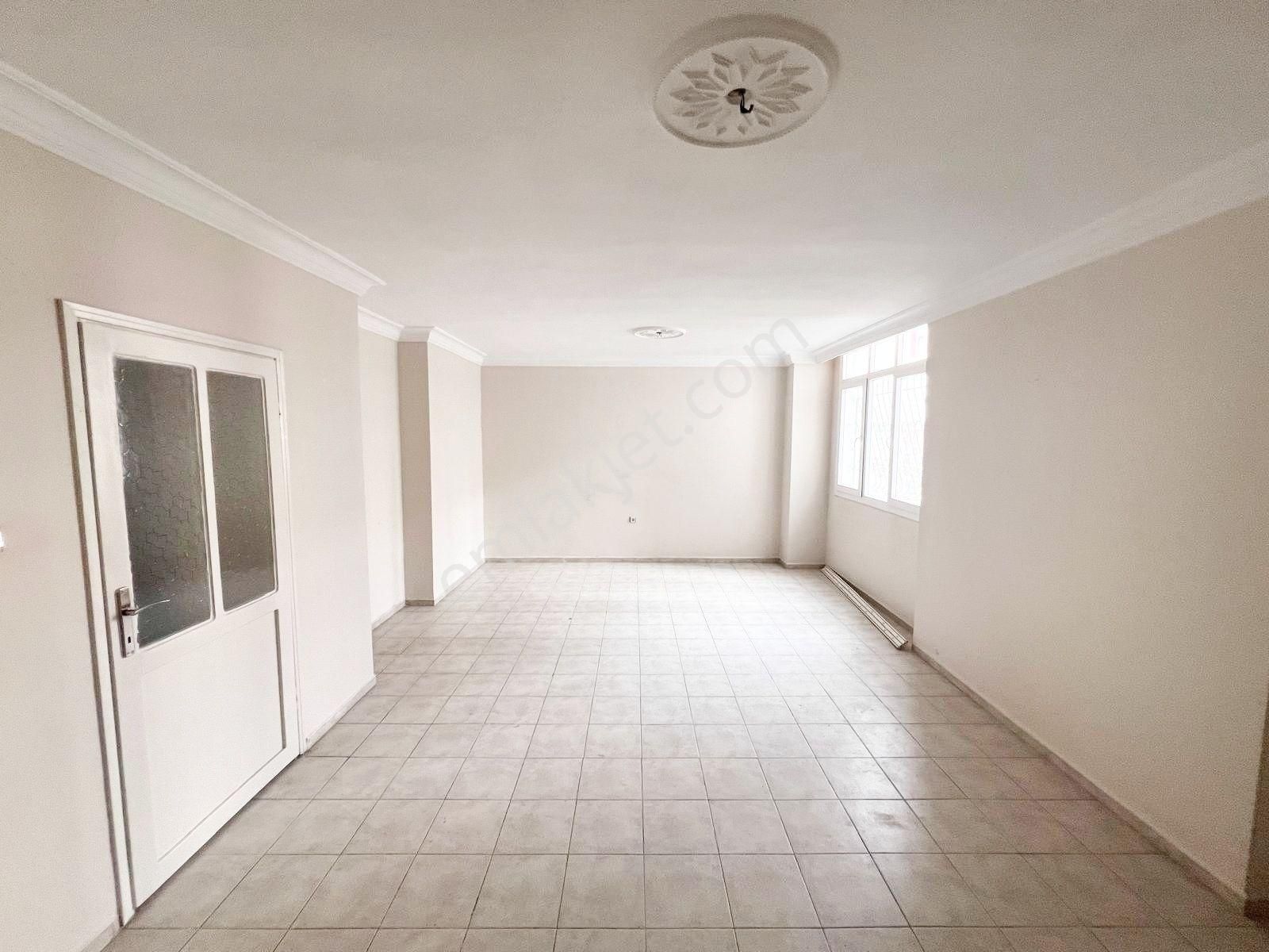 Tellidere'de_3+1_kapalı_mutfak_site'de_çok_geniş_metroya_yakın.. - Görsel 10