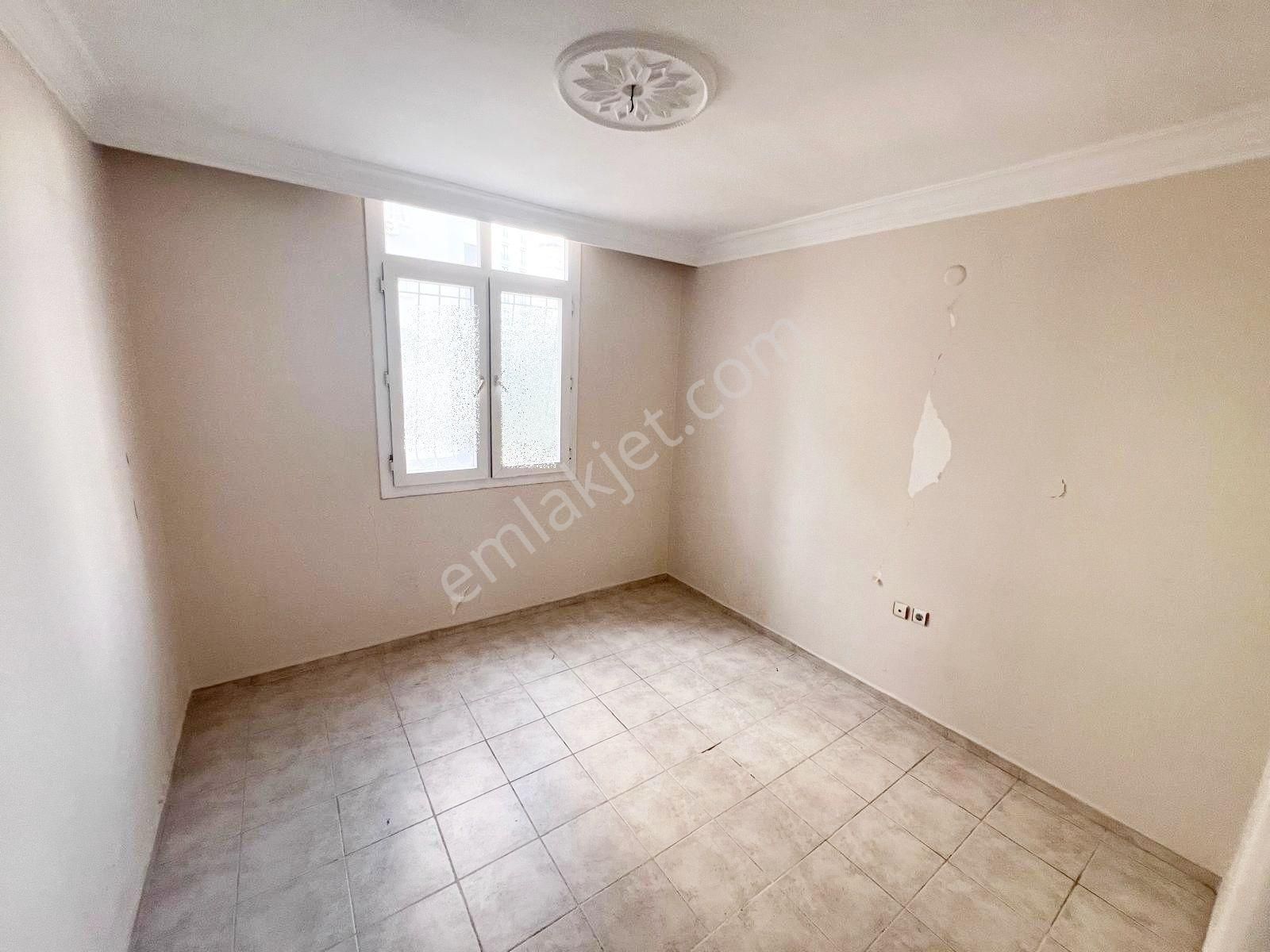 Tellidere'de_3+1_kapalı_mutfak_site'de_çok_geniş_metroya_yakın.. - Görsel 11