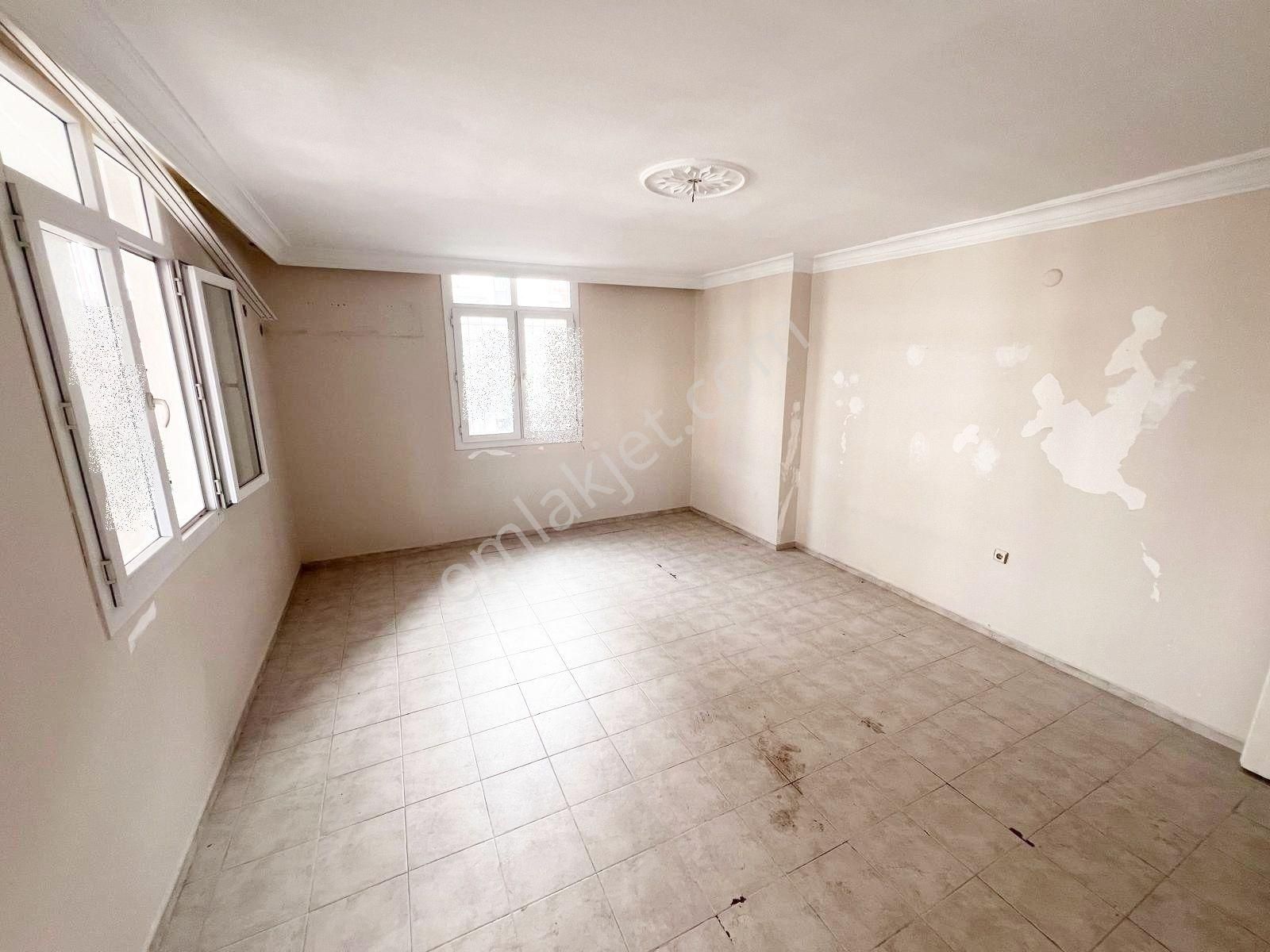 Tellidere'de_3+1_kapalı_mutfak_site'de_çok_geniş_metroya_yakın.. - Görsel 18