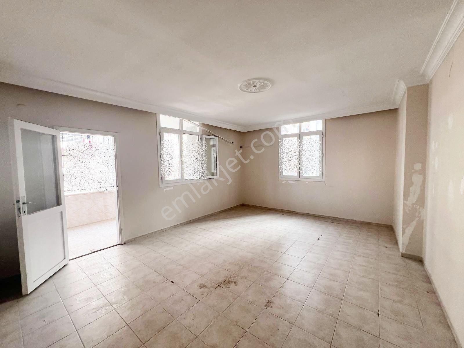 Tellidere'de_3+1_kapalı_mutfak_site'de_çok_geniş_metroya_yakın.. - Görsel 23