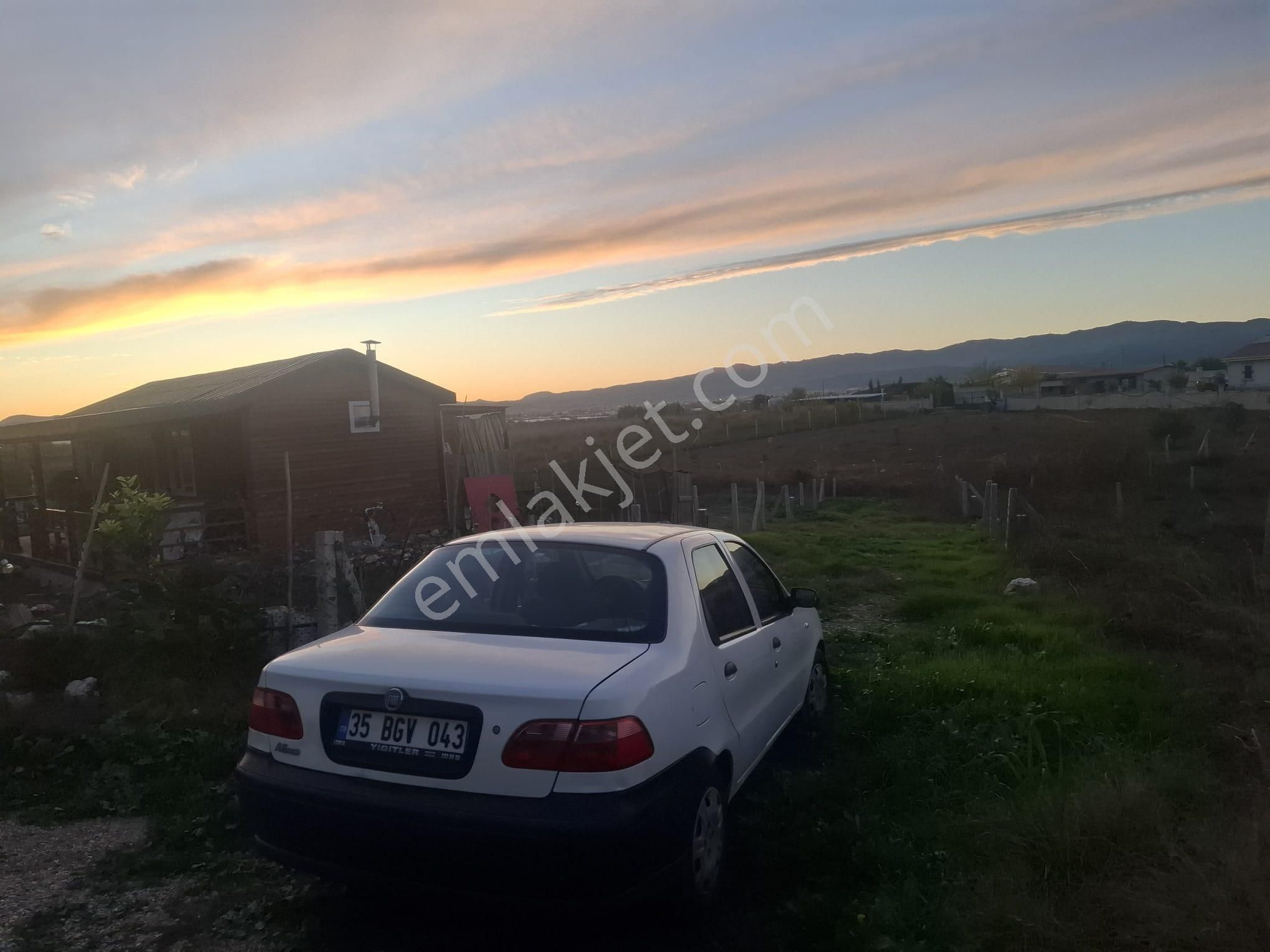 Menderes Gölcüklerde Harika Geniş Bahçe - Görsel 18