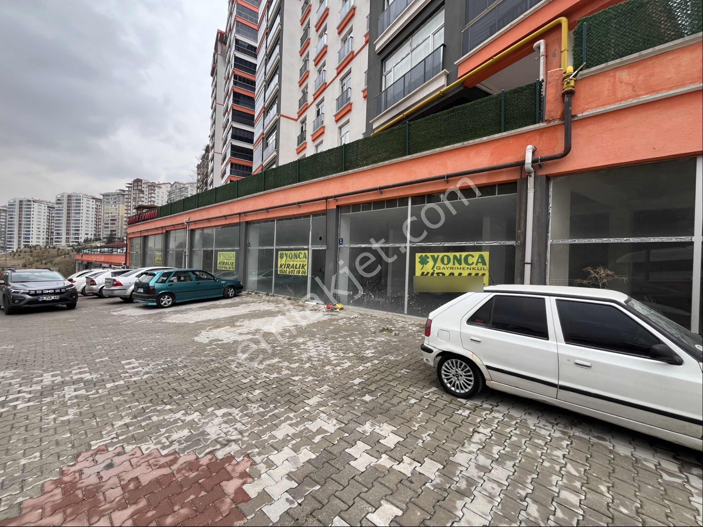 Yonca Emlak Fahri Korutürk Mah. 100m2 Kiralık Dükkan - Görsel 3