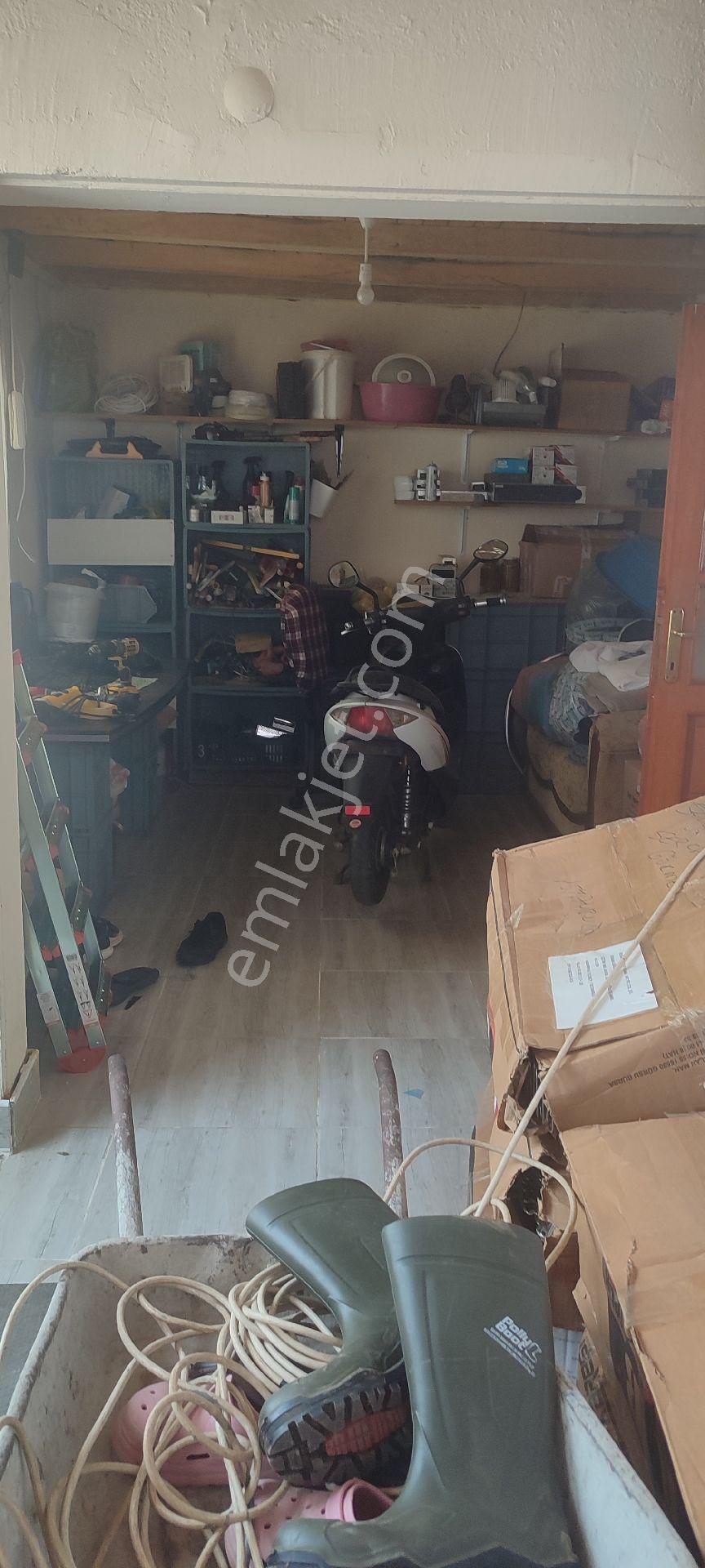 Yavşanda 598 Mz Arsası Olan Müstakil Bahçeli Doğalgazlı Ev Satılık - Görsel 9