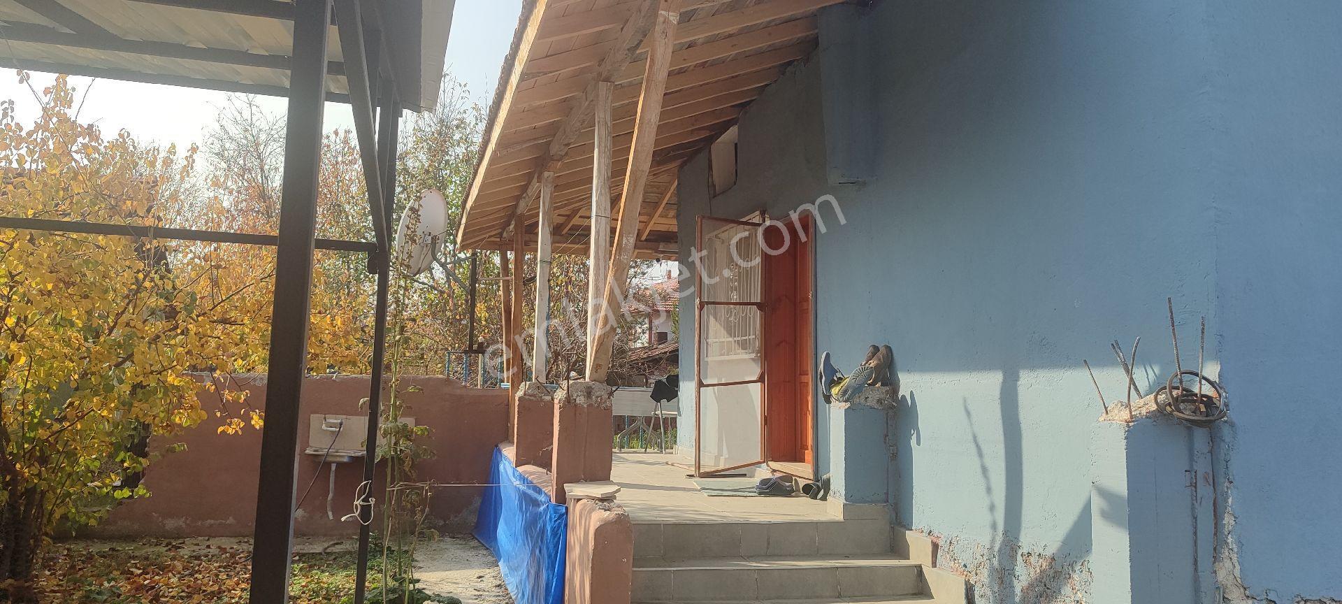 Yavşanda 598 Mz Arsası Olan Müstakil Bahçeli Doğalgazlı Ev Satılık - Görsel 15