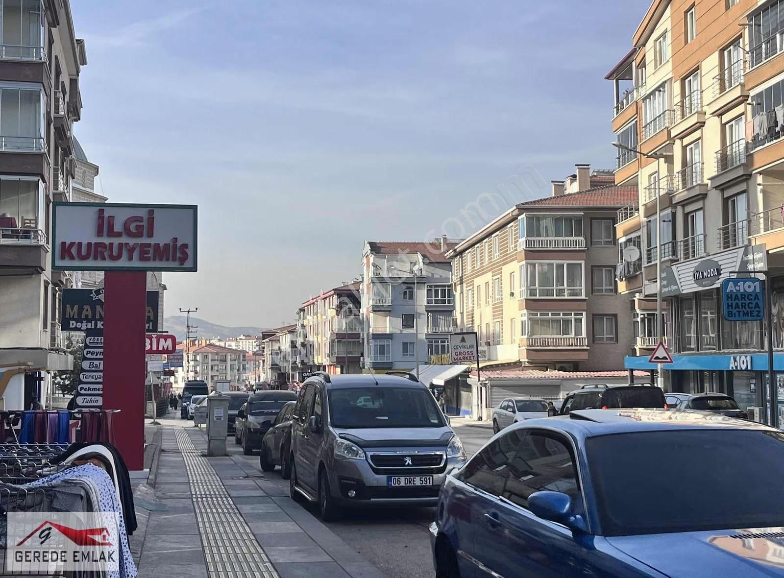 Ana Cadde Üzeri Sürekli Prim Yapan Bögede Fırsat Dükkan - Görsel 7