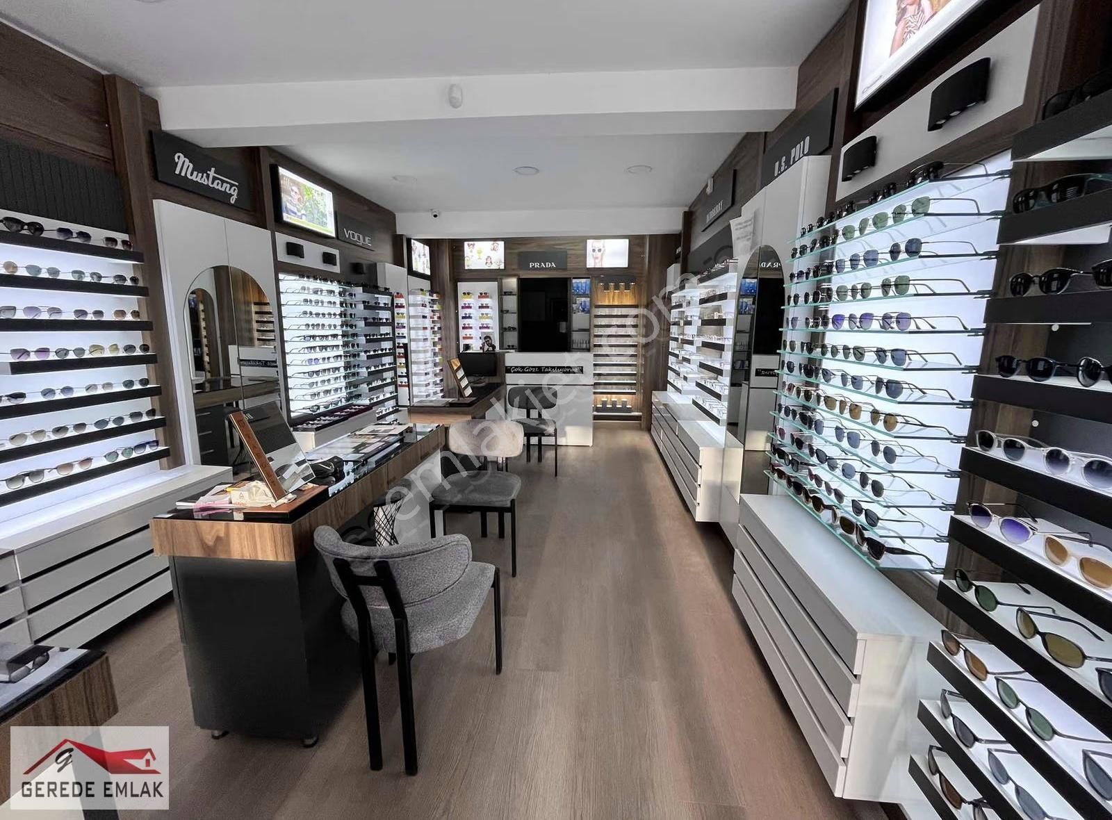 Ana Cadde Üzeri Sürekli Prim Yapan Bögede Fırsat Dükkan - Görsel 2