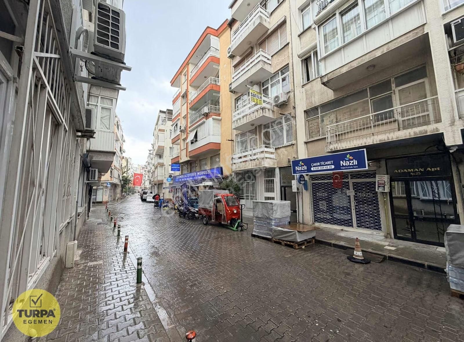 Karşıyaka Merkezi Konum Ara Kat Doğalgazlı 3+1 Daire - Görsel 29