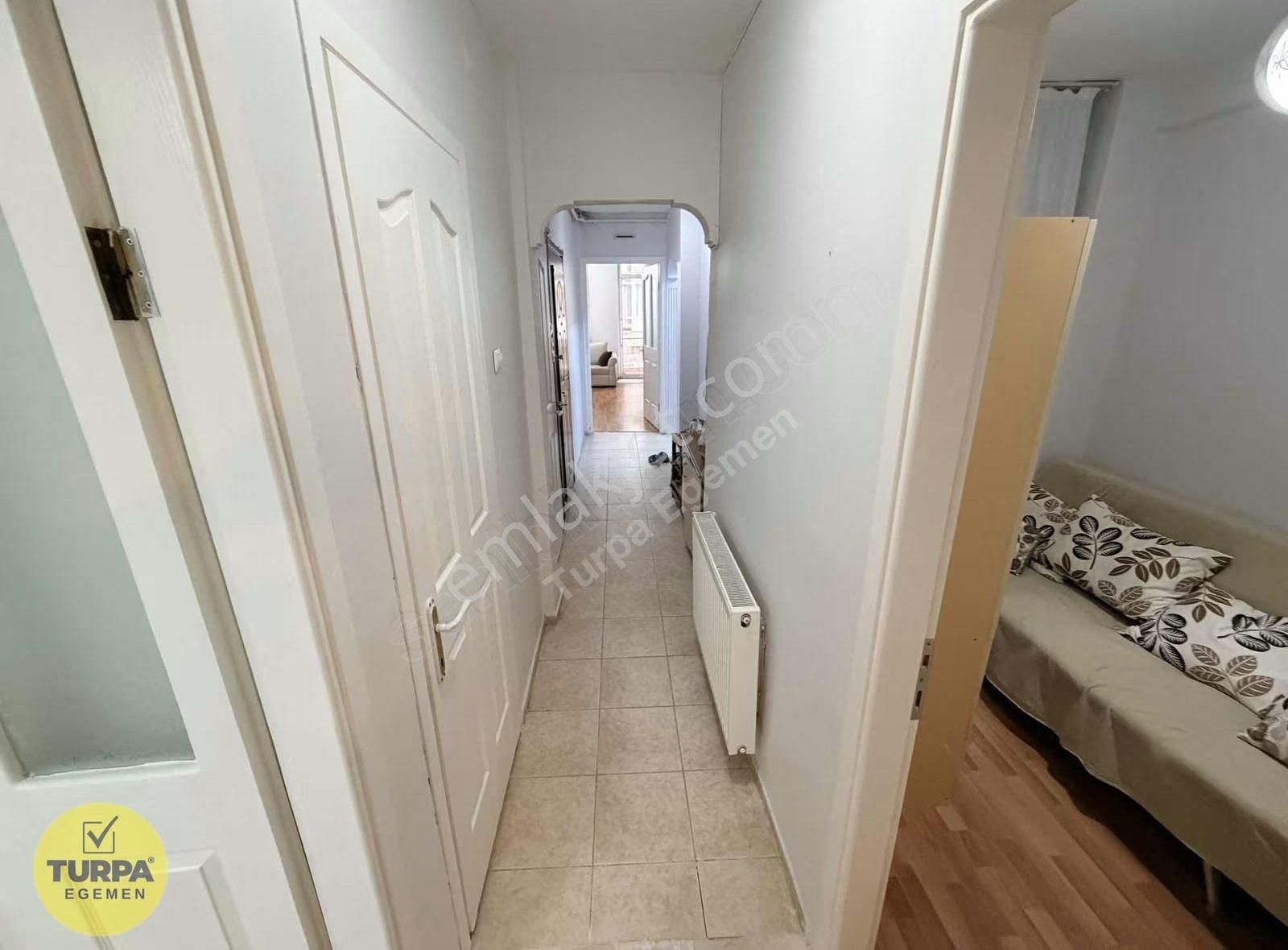 Karşıyaka Merkezi Konum Ara Kat Doğalgazlı 3+1 Daire - Görsel 14