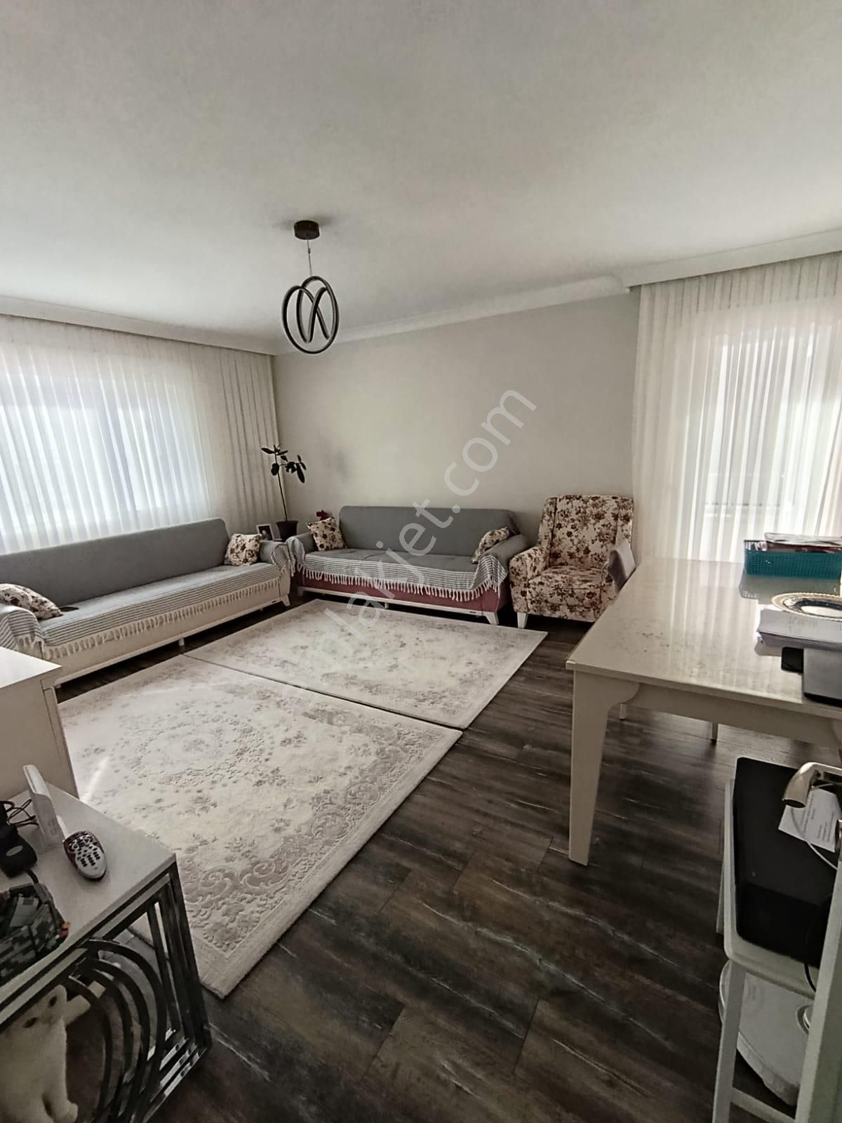 Sincan Plevne Mah'de 3+1 Ara Kat Ön Güney Cephe Full+full Yapılı Daire - Görsel 3