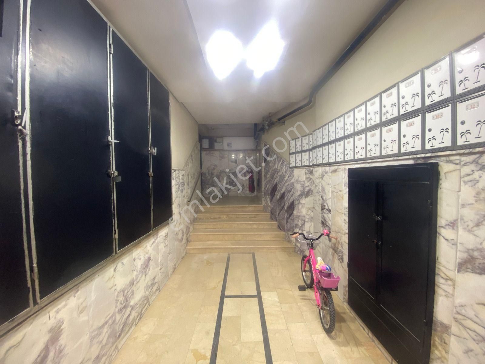 Acill Buca Hipodrom Yakını 3+1 120m2 Dgazlı Asansörlü Site İçinde Arakat Lüx Daire - Görsel 13