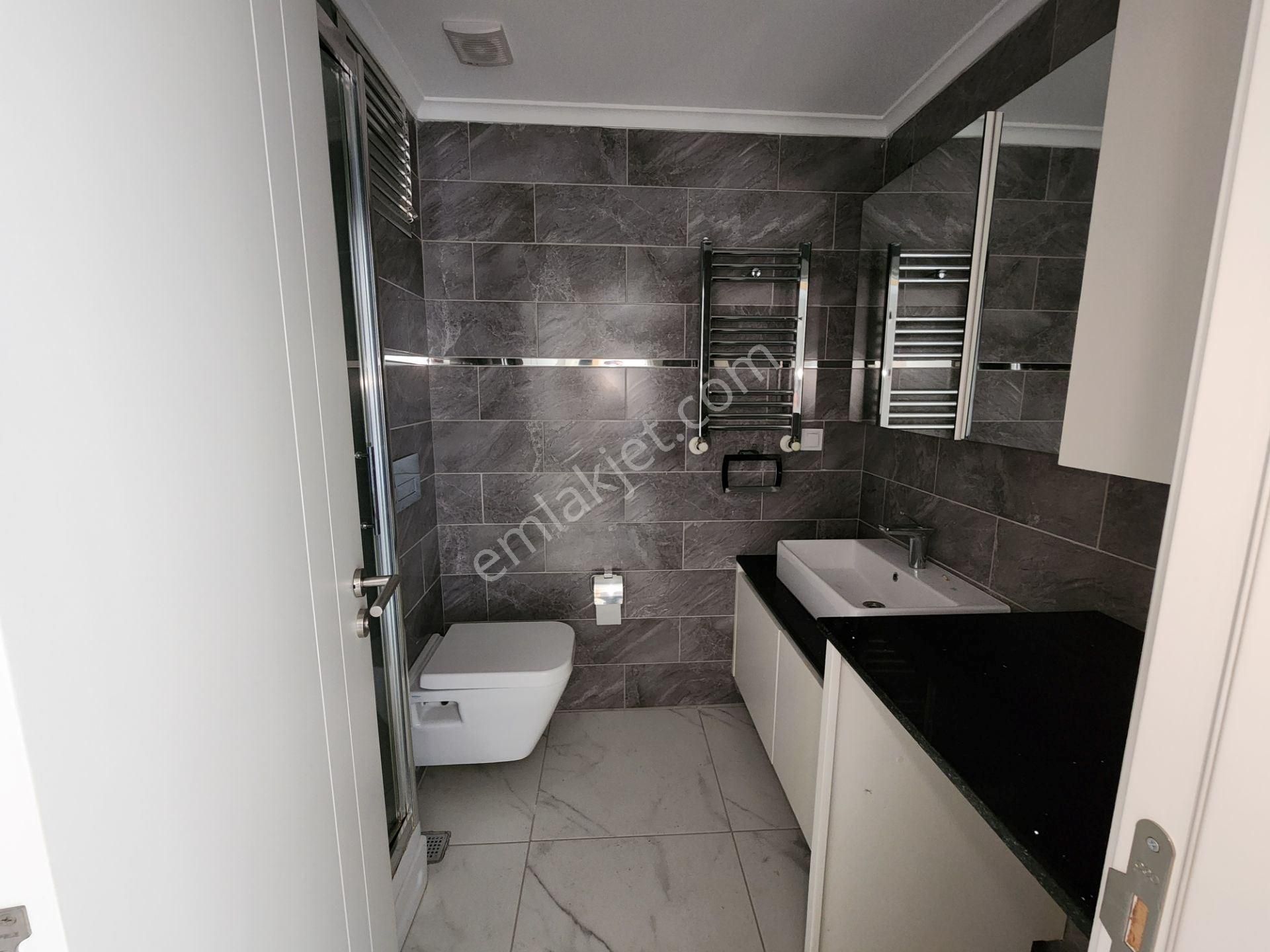 Kartal Yakacık Demirli Twinstar 15 M2 Balkonlu Satılık 1+1 Daire -boş- - Görsel 15