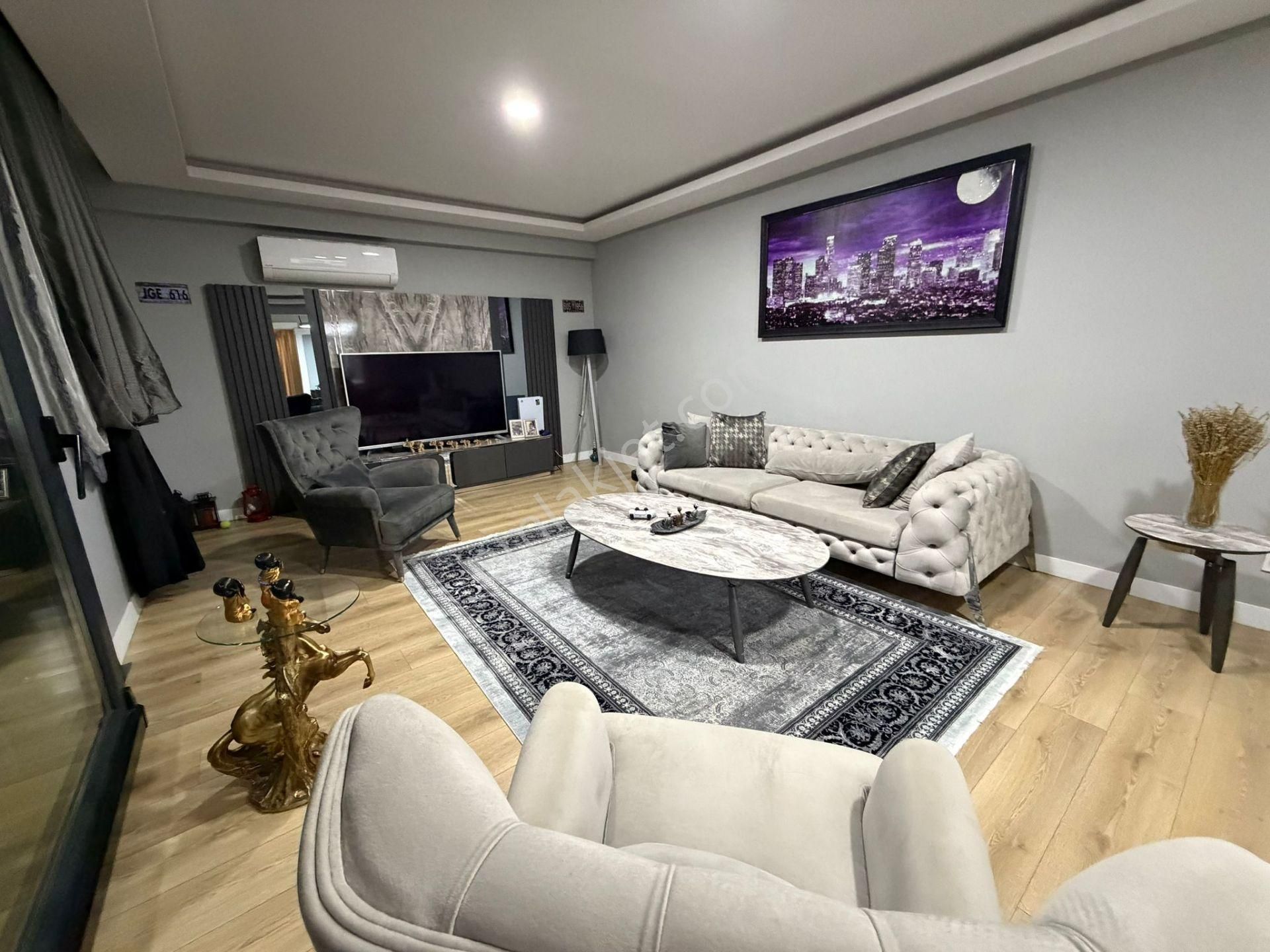 İstanbul House'dan Toya Moda'da 2+1 Havuz Manzaralı Daire. - Görsel 2