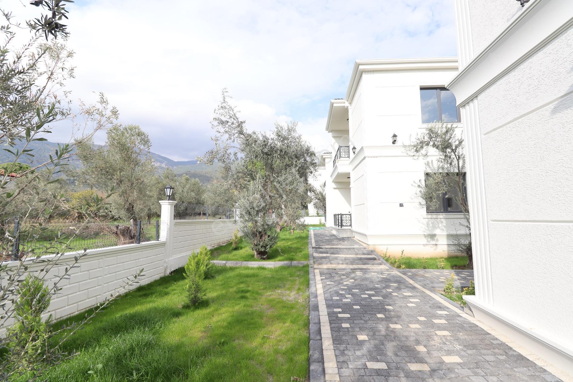 Mahmut İşler'den Güre'de Satılık Bahçeli 1+1 Sıfır Daire - Görsel 10